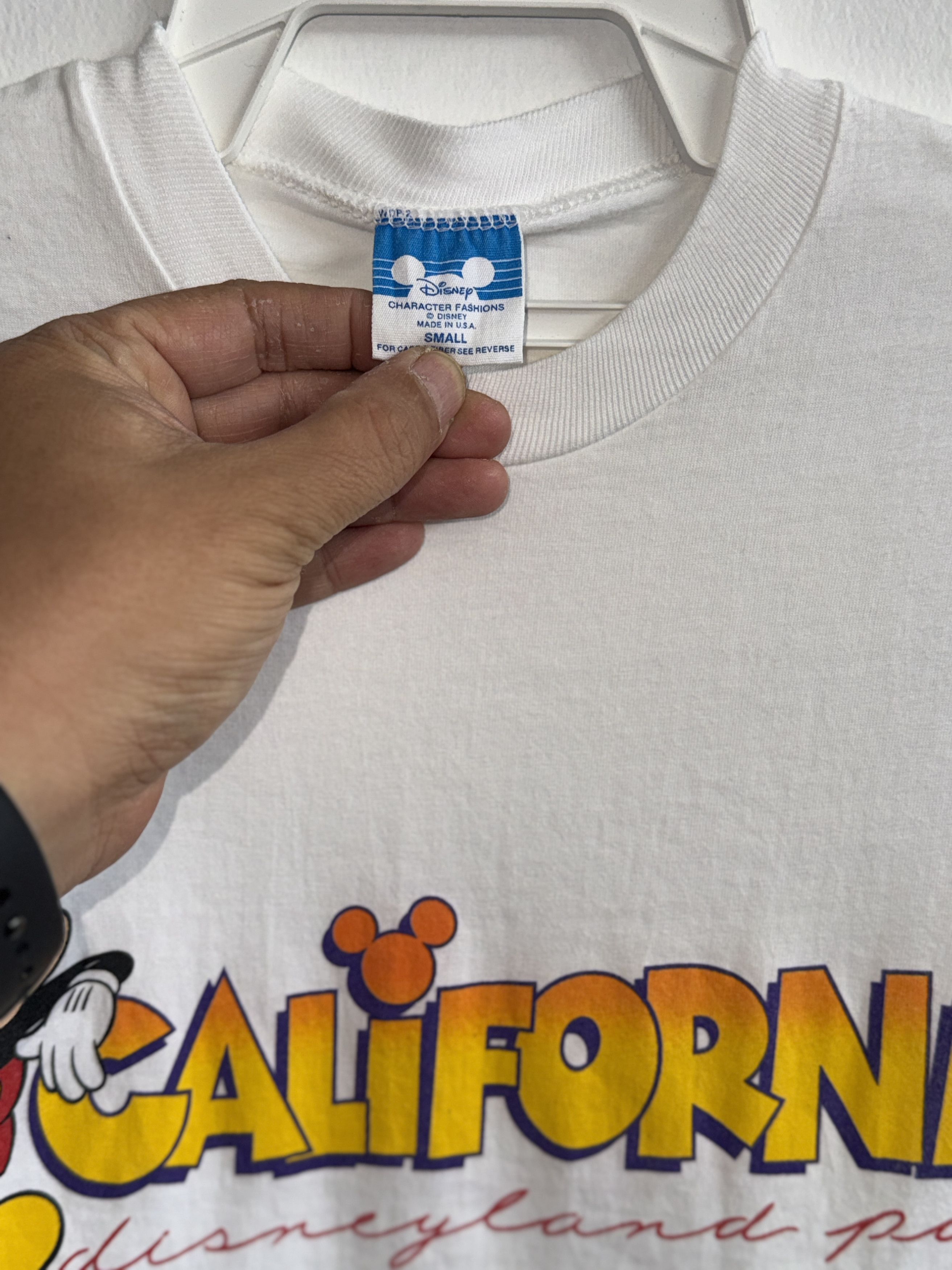 Vintage Disney California Disneyland Park Vintage T-Shirt Size US S / EU 44-46 / 1 - 4 Thumbnail