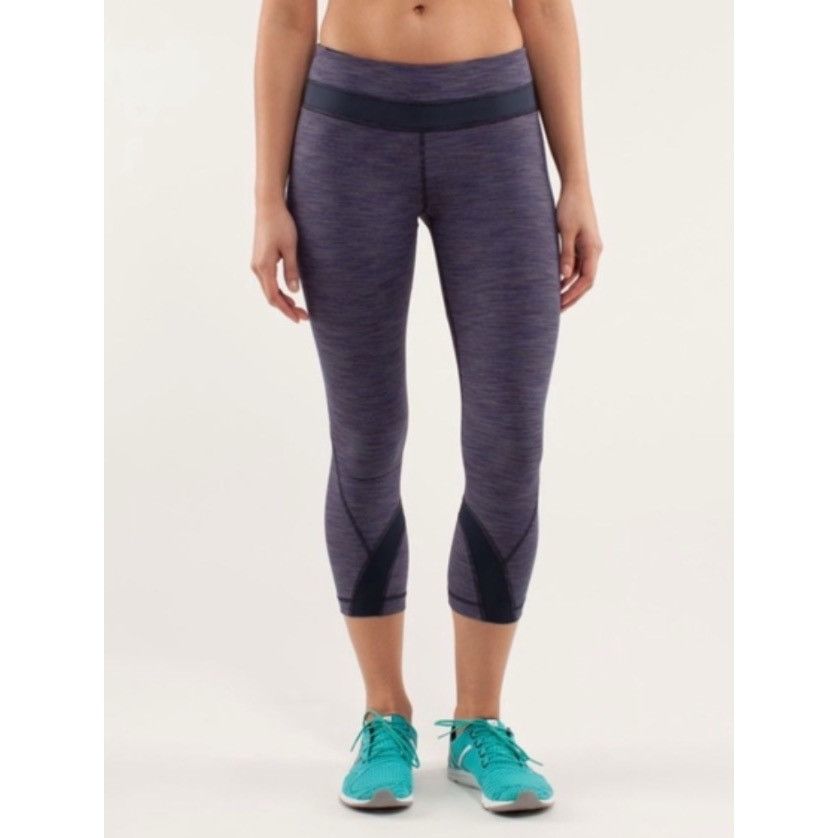 Lululemon Lululemon Run: Inspire Crop IIWee Are From Space Deep Indigo Size 27" / US 4 / IT 40 - 1 Thumbnail