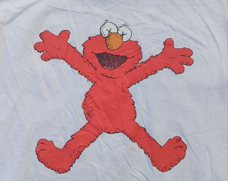 Kaws Kaws x Sesame Street Elmo tshirt Size US M / EU 48-50 / 2 - 1 Thumbnail