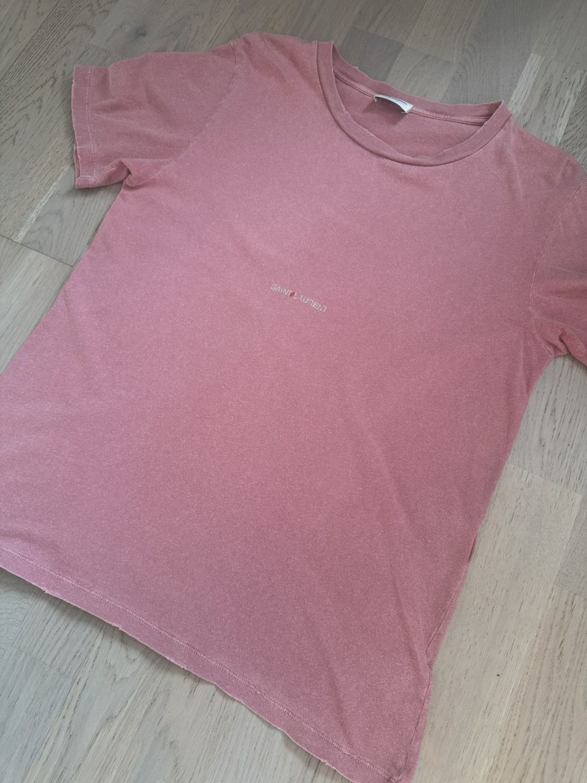 Saint Laurent Paris SAINT LAURENT tshirt STUDY REAL TAPE MEASUREMENTS IN PHOTOS Size US XS / EU 42 / 0 - 1 Thumbnail