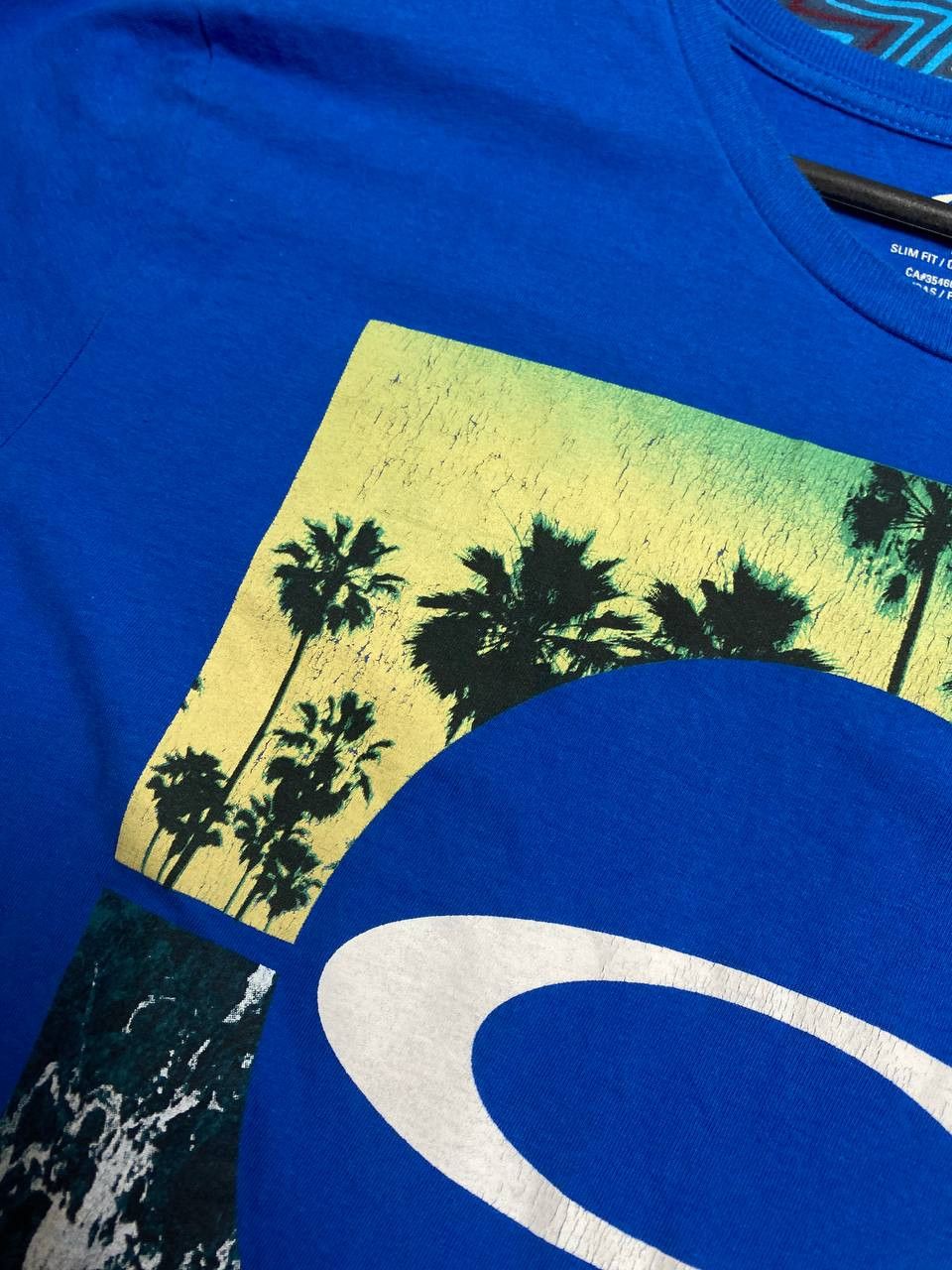 Oakley Streetwear T-Shirt Oakley big logo blue Y2K Vintage Size US L / EU 52-54 / 3 - 9 Thumbnail