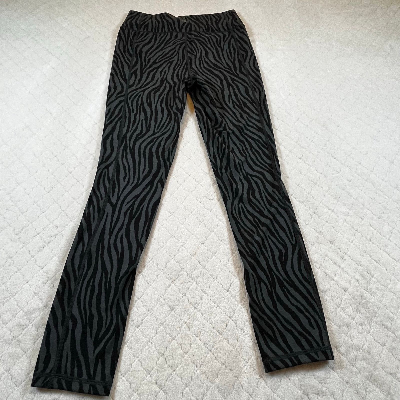 Tommy Bahama Tommy Bahama Women’s Activewear Leggings - excellent cond Size 27" / US 4 / IT 40 - 2 Thumbnail