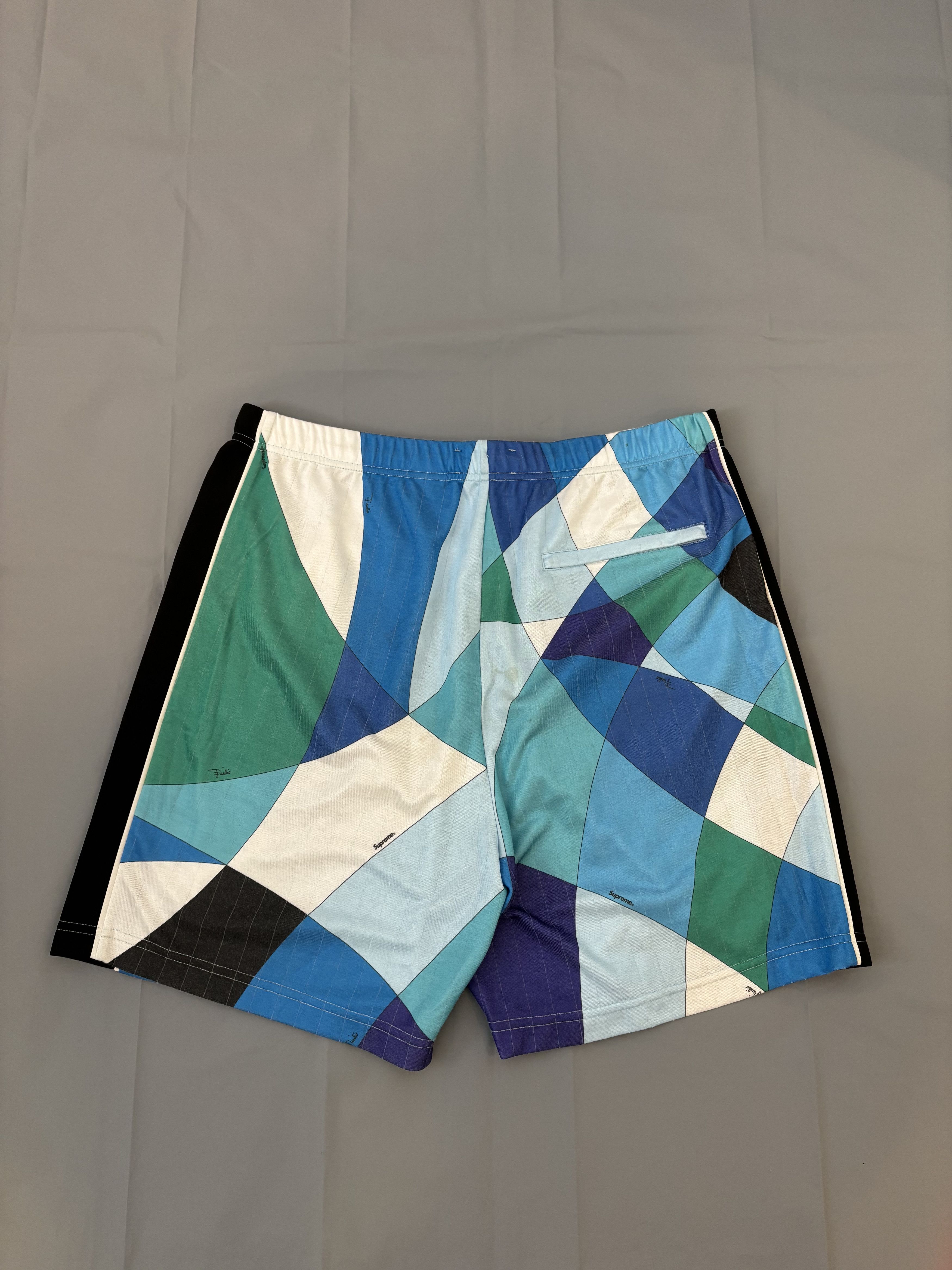 Supreme Short foot à motif Supreme X Emilio Pucci Size US 32 / EU 48 - 15 Thumbnail