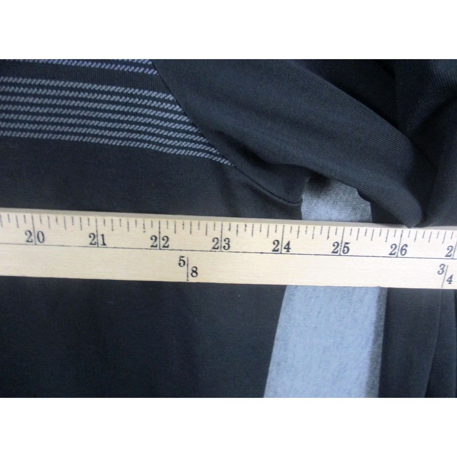 TravisMathew Travis Mathew Pullover Mens XL Gray Striped 1/4 Zip Golf Sweatshirt Mock Neck Size US XL / EU 56 / 4 - 7 Thumbnail
