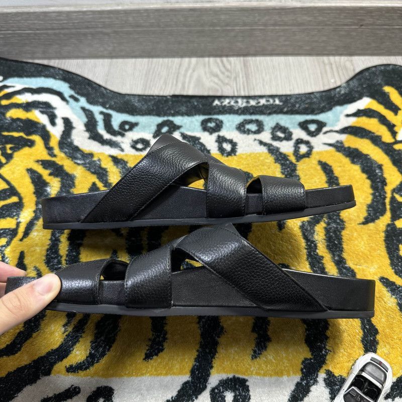 Louis Vuitton Louis Vuitton Comfortable Black Slide Sandals for Men - Size US 7.5 / EU 40-41 - 6 Thumbnail