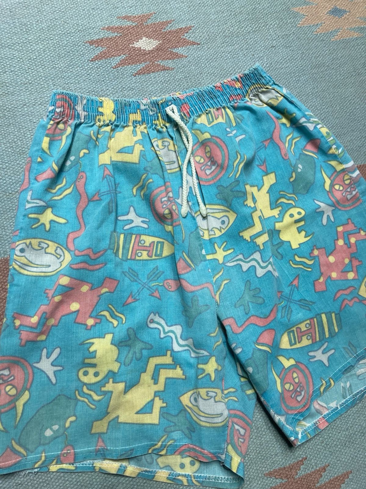 Vintage Vtg lightweight cotton shorts Keith haring pop art print M Size US 32 / EU 48 - 2 Thumbnail
