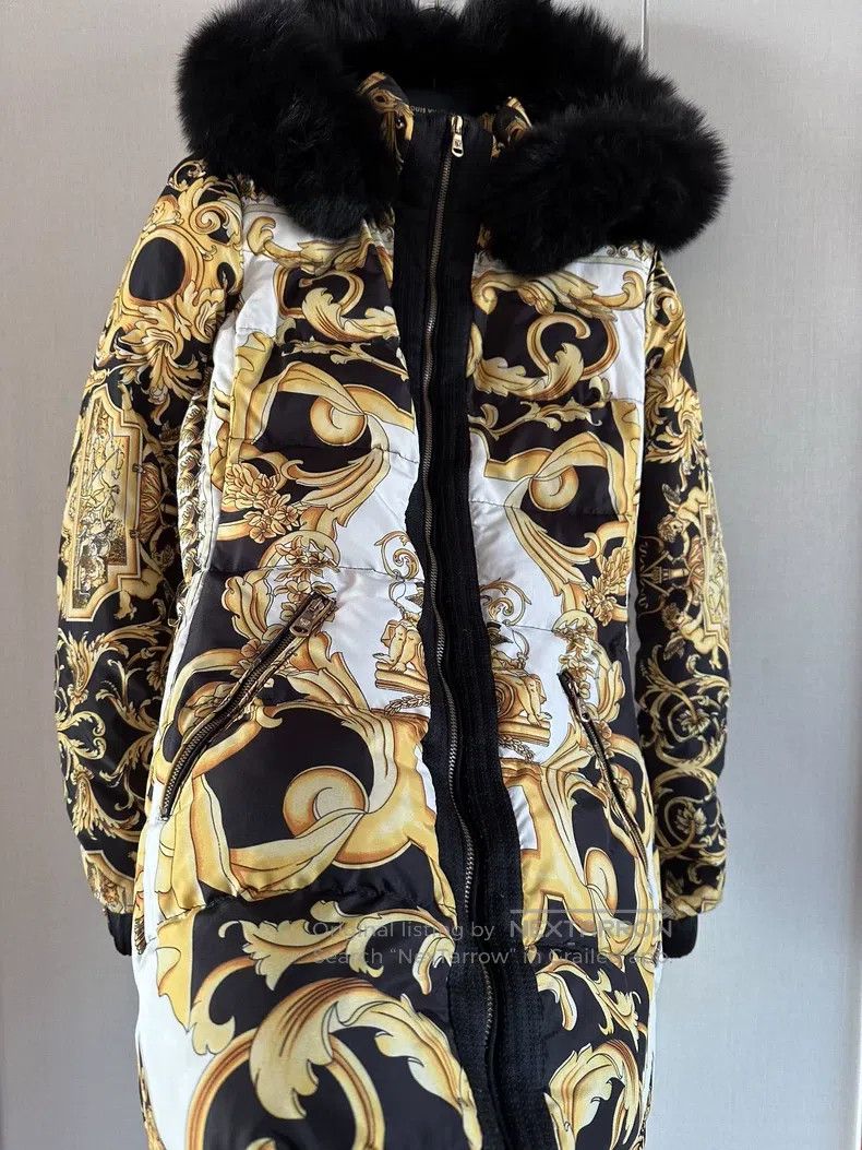 Versace Versace Down goose down jacket fox fur collar Size M / US 6-8 / IT 42-44 - 2 Thumbnail