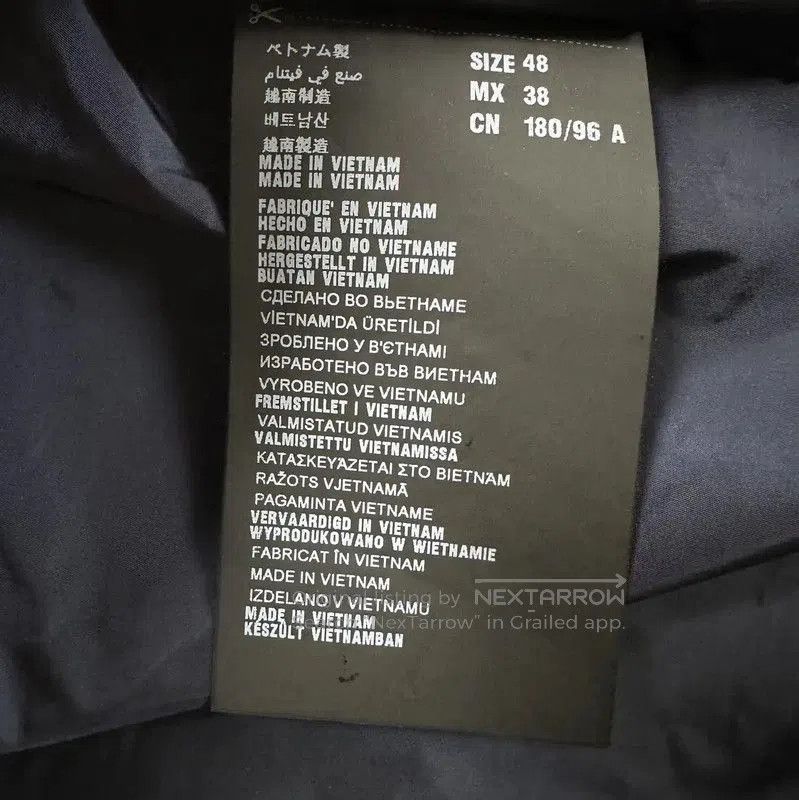 Prada Prada Men's XL Navy Jacket with Hood. Size US XL / EU 56 / 4 - 8 Thumbnail