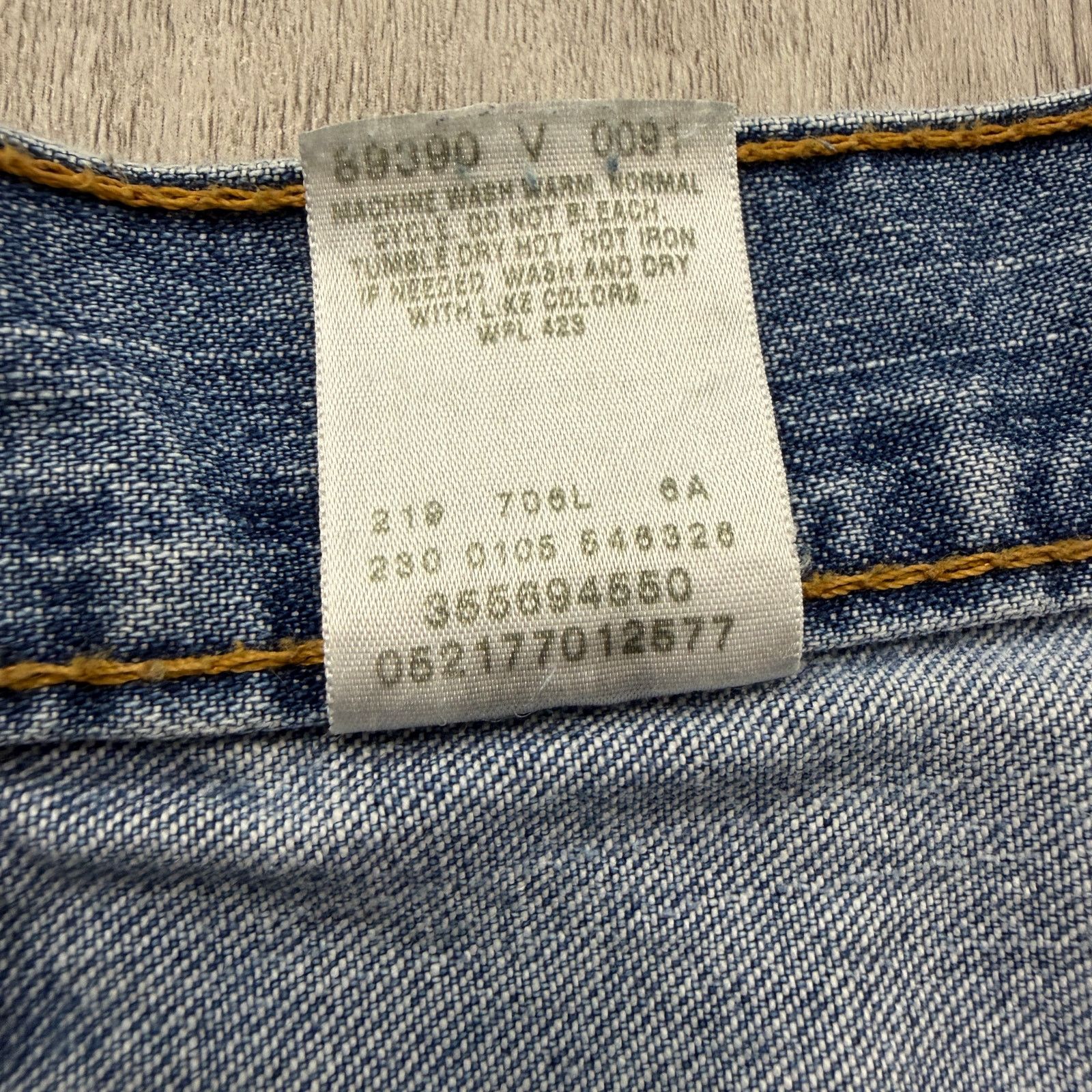 Levi's Vintage Levis 569 Jean Shorts Men's 36 Blue 10" Inseam Denim Size US 36 / EU 52 - 4 Thumbnail