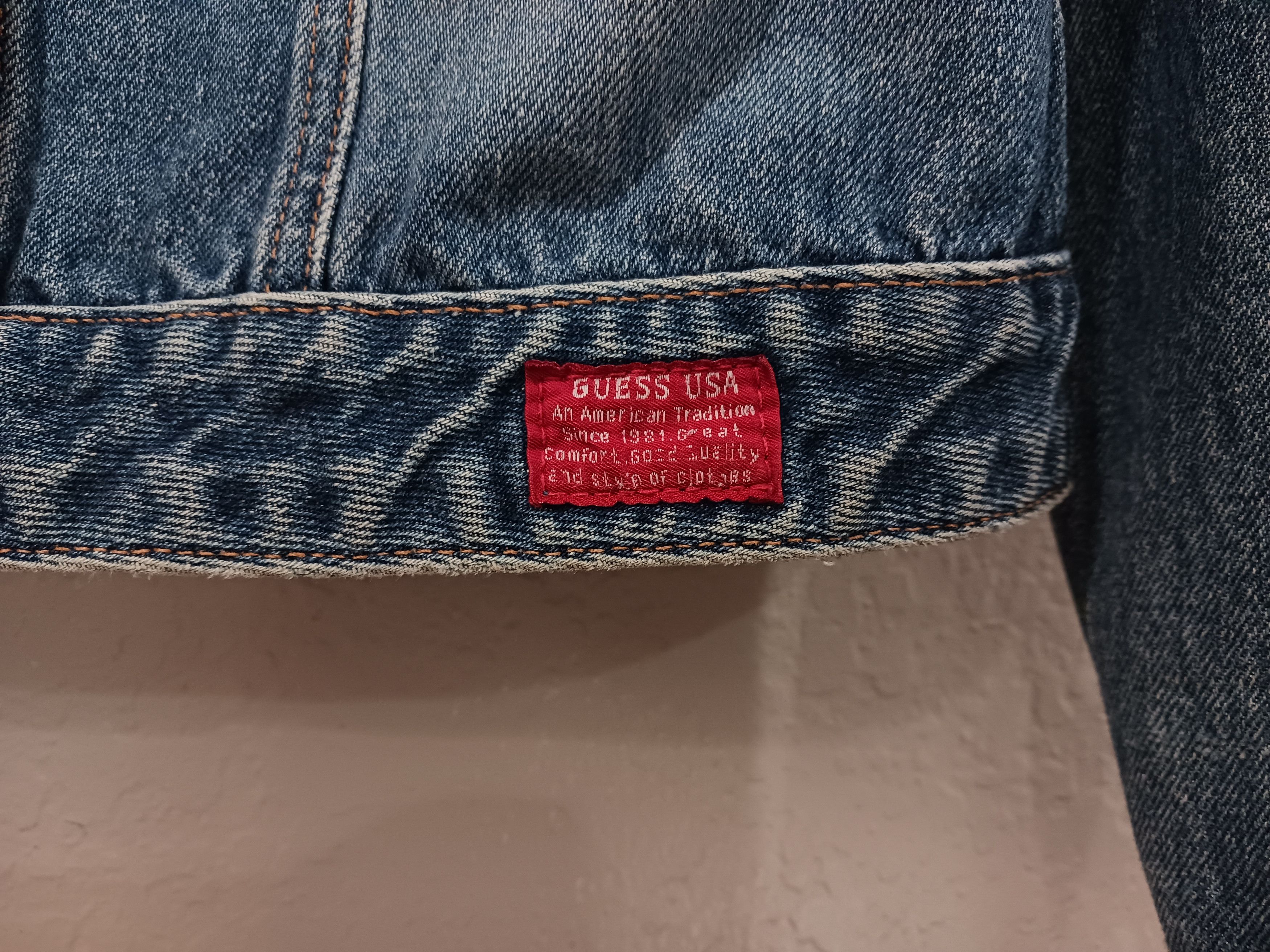 Guess Guess Vintage 2000s Button Front Denim Trucker Jean Jacket Size L / US 10 / IT 46 - 3 Thumbnail