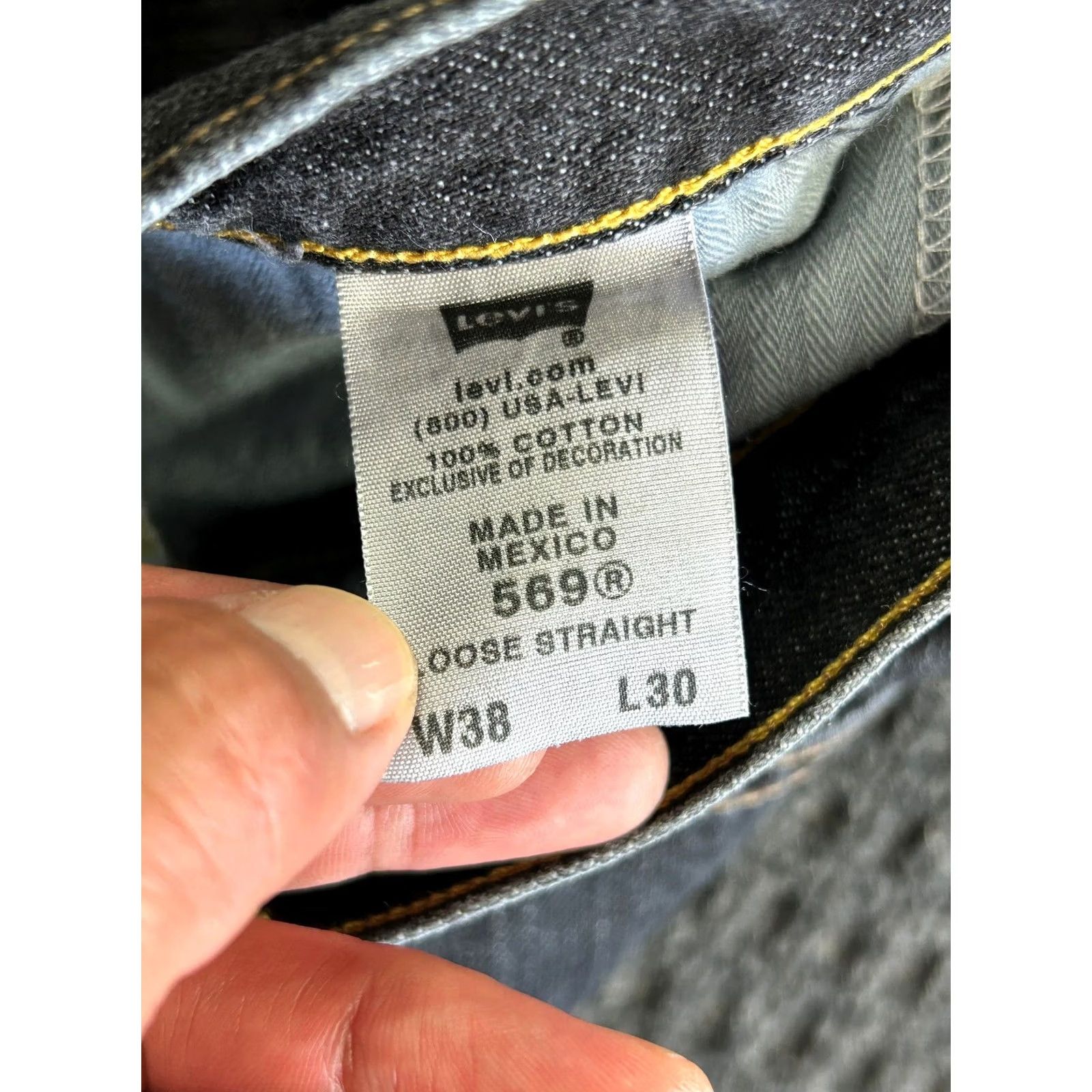 Levi's VINTAGE Levi’s 569 Jeans Straight Denim 38 x 30 Dark Blue Distressed 90s Mens Jeans Size US 38 / EU 54 - 6 Thumbnail