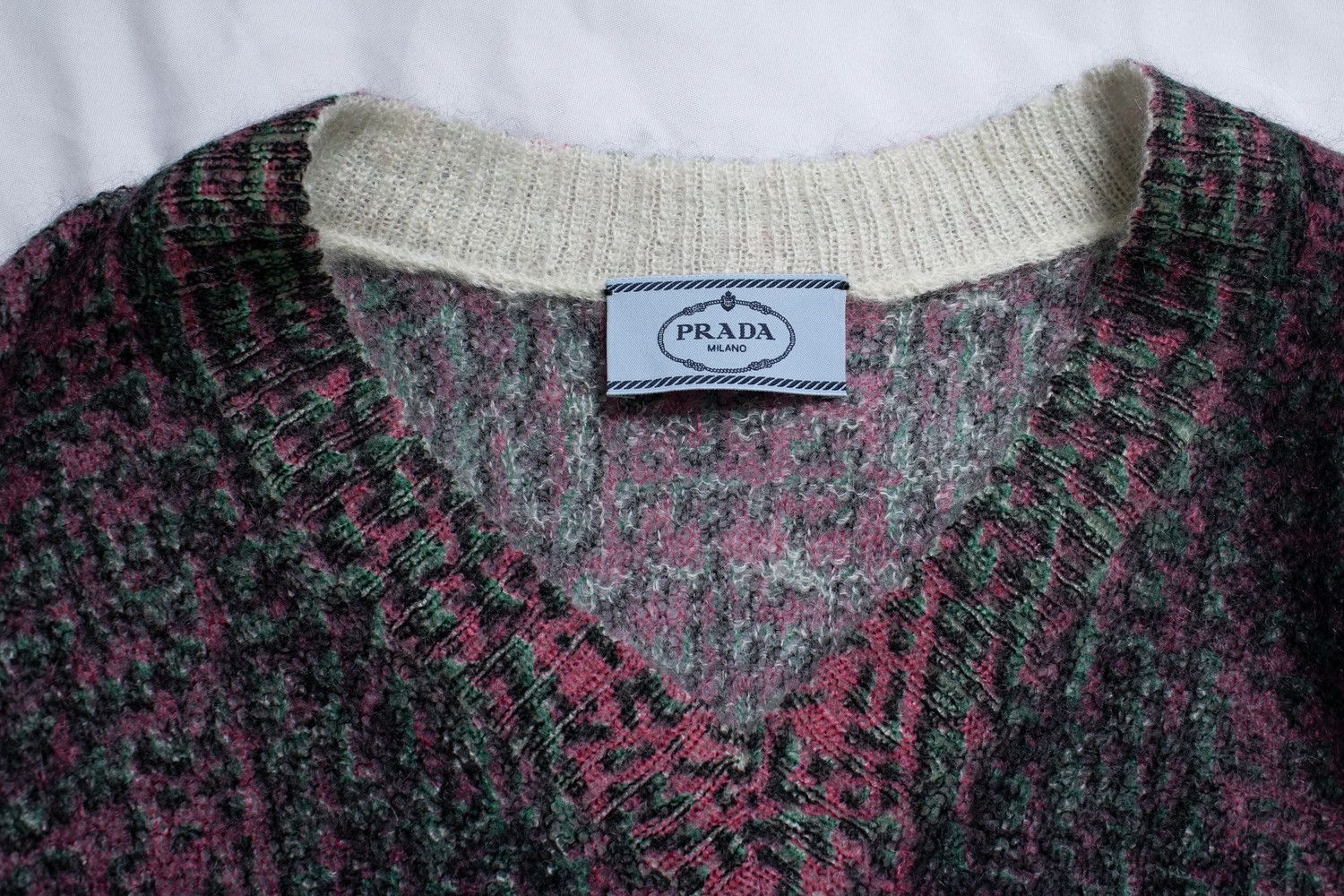 Prada Prada, pink and green printed v neck sweater Size M / US 6-8 / IT 42-44 - 7 Thumbnail