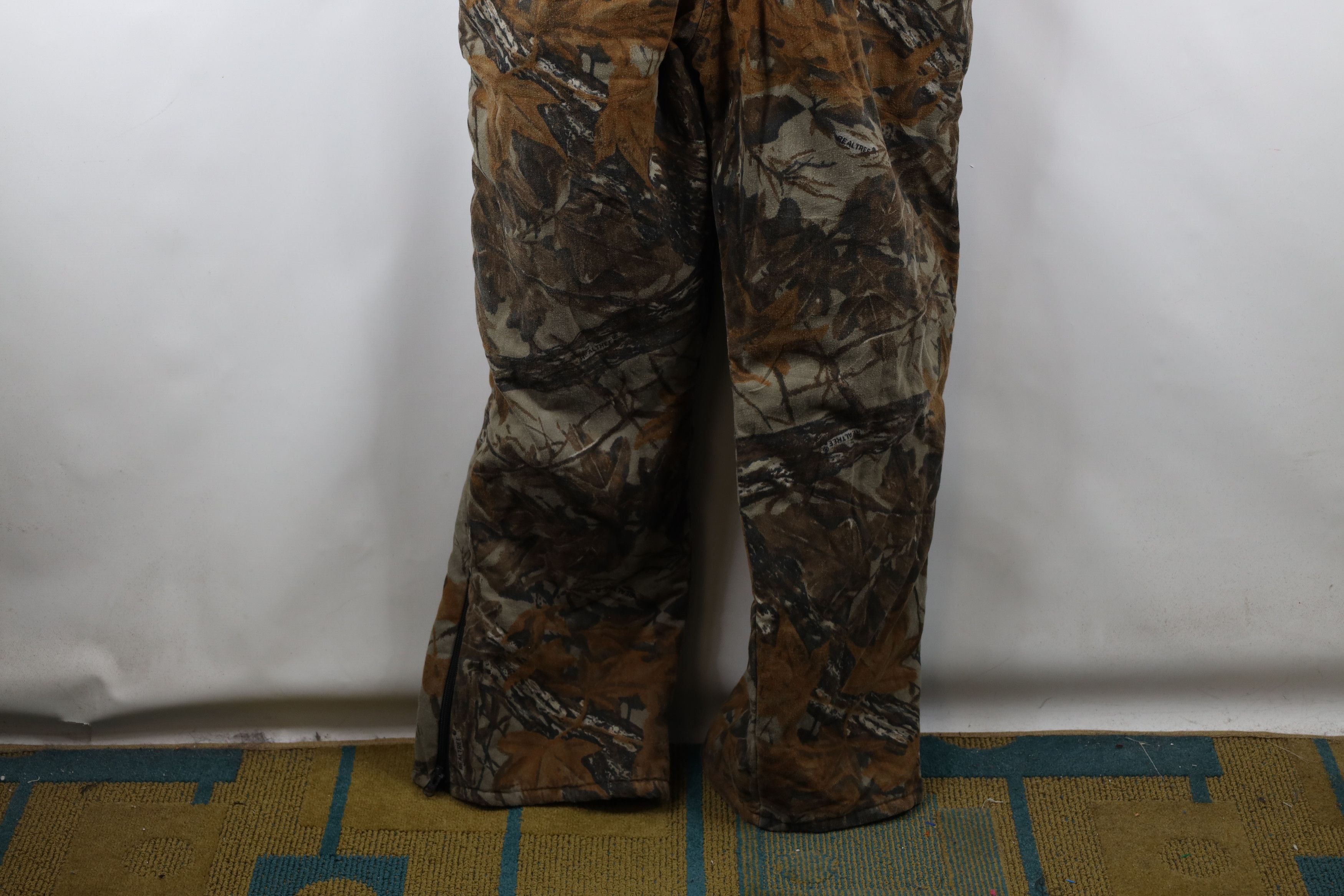 Cabelas × Vintage Vintage 90s Cabelas Realtree Camouflage Quilted Overalls Size US 36 / EU 52 - 5 Thumbnail