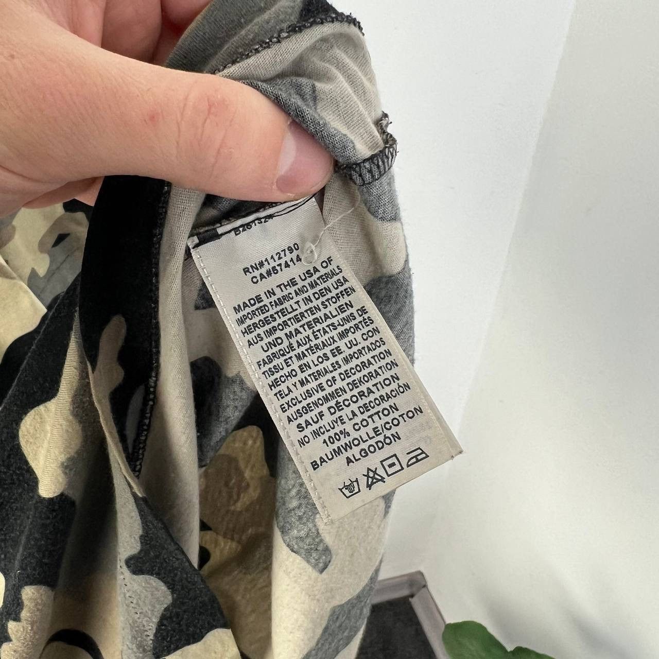 True Religion Vintage True Religion Big Logo Camo T-Shirt Size US M / EU 48-50 / 2 - 10 Thumbnail
