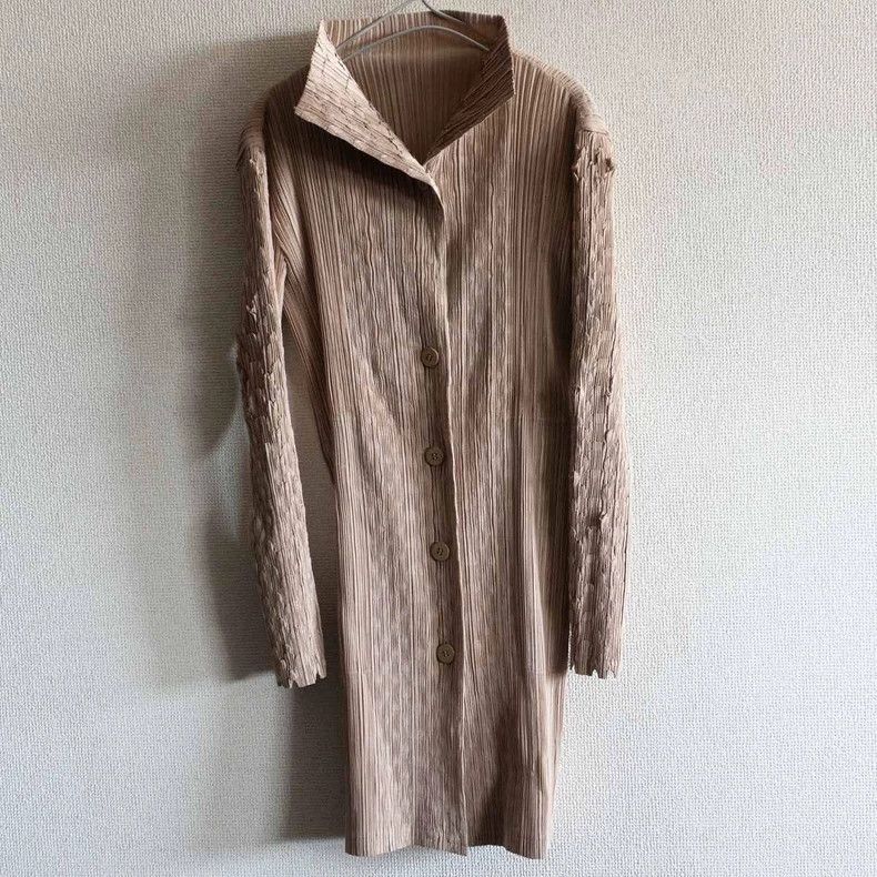 Issey Miyake issey miyake size:2 Dragon Scale Variation coat Size US XXS / EU 40 - 1 Thumbnail