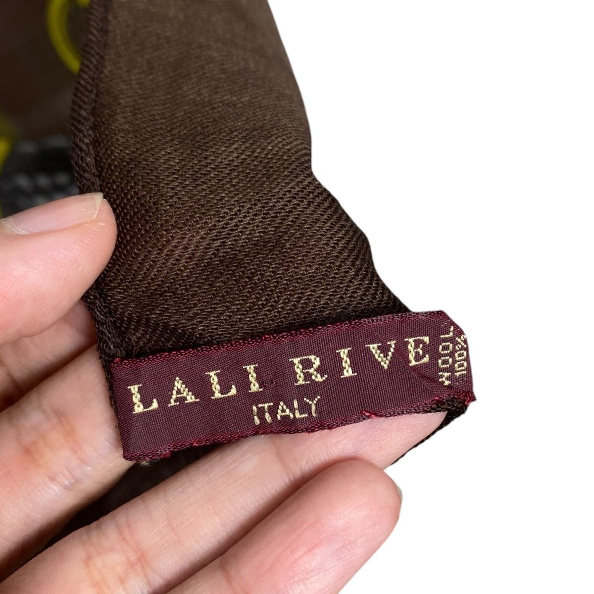 Vintage Vintage LALI RIVER Scarf Shawl Made In Italy 100%Wool Baroqu Size ONE SIZE - 3 Thumbnail