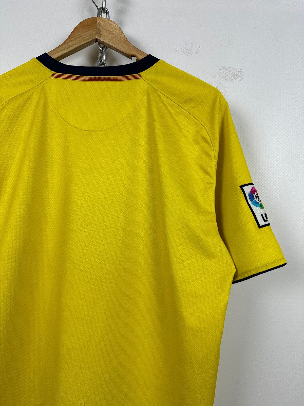 Nike 2008/09 Nike FC Barcelona Vintage Soccer Jersey Size US L / EU 52-54 / 3 - 16 Thumbnail