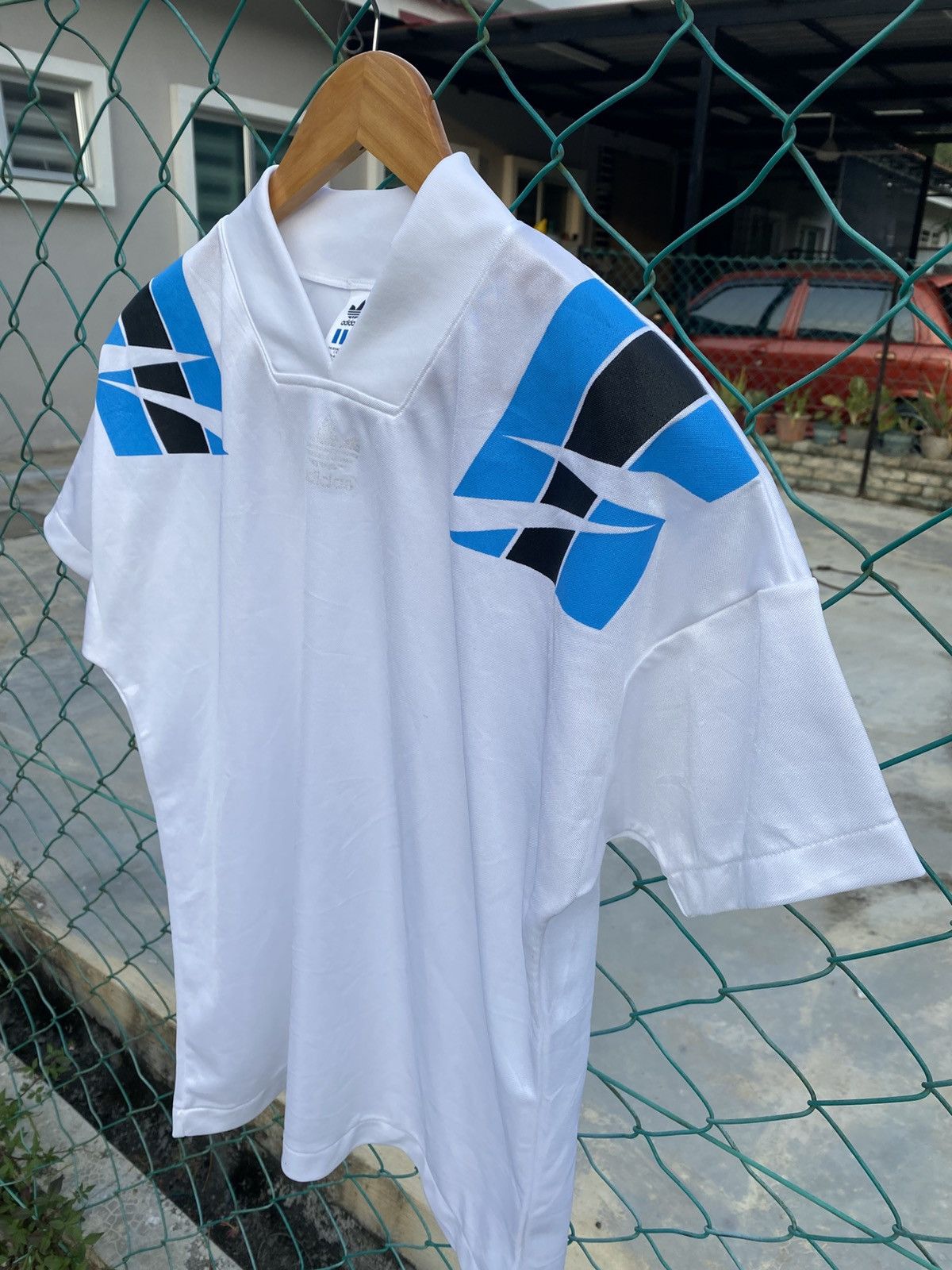 Adidas Vintage 90’s adidas jersey Size US M / EU 48-50 / 2 - 5 Thumbnail