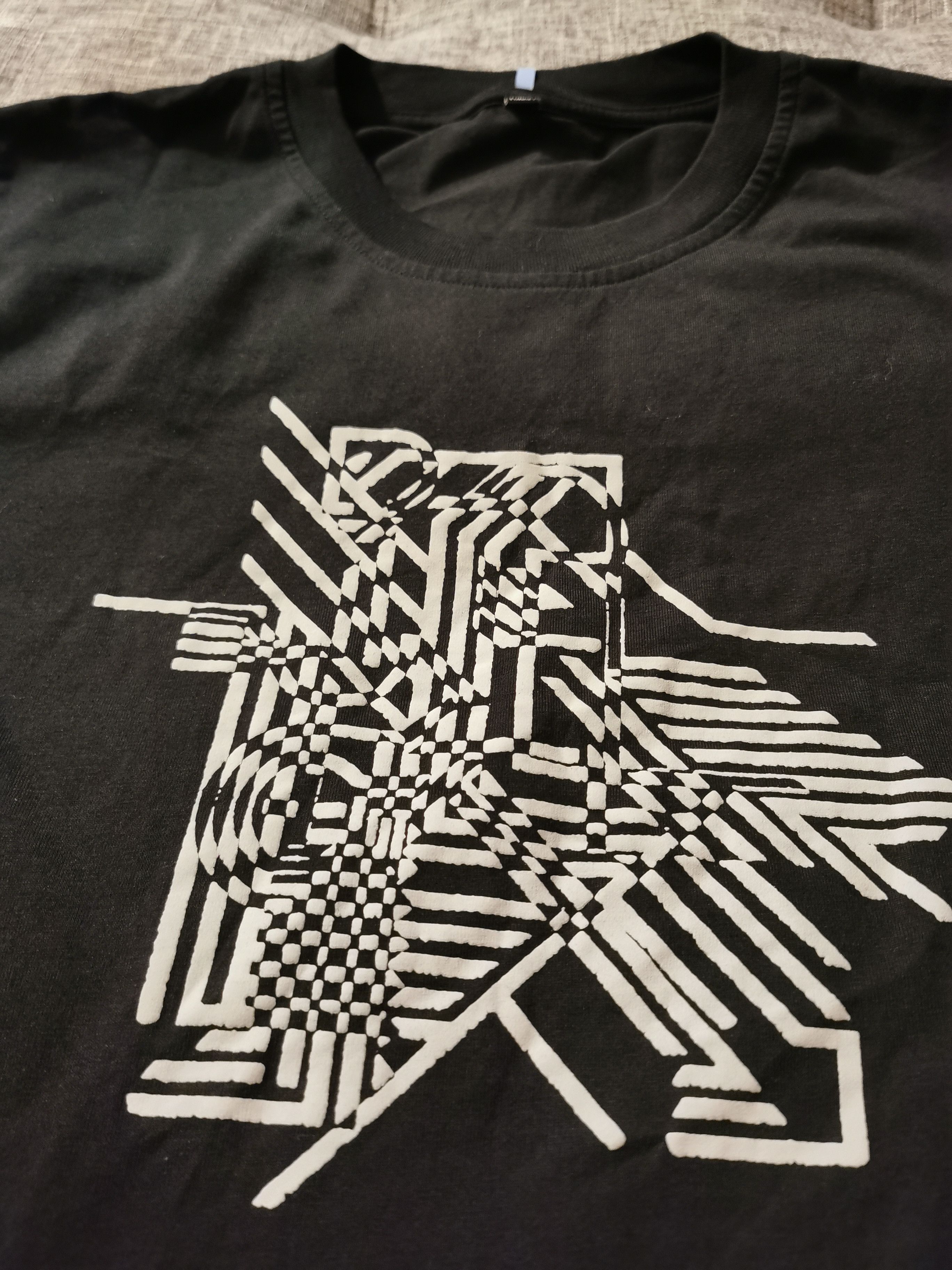 McQ Alexander McQueen MCQ t shirt. McQ Alexander McQueen No. 8 IN DUST Size US S / EU 44-46 / 1 - 1 Thumbnail