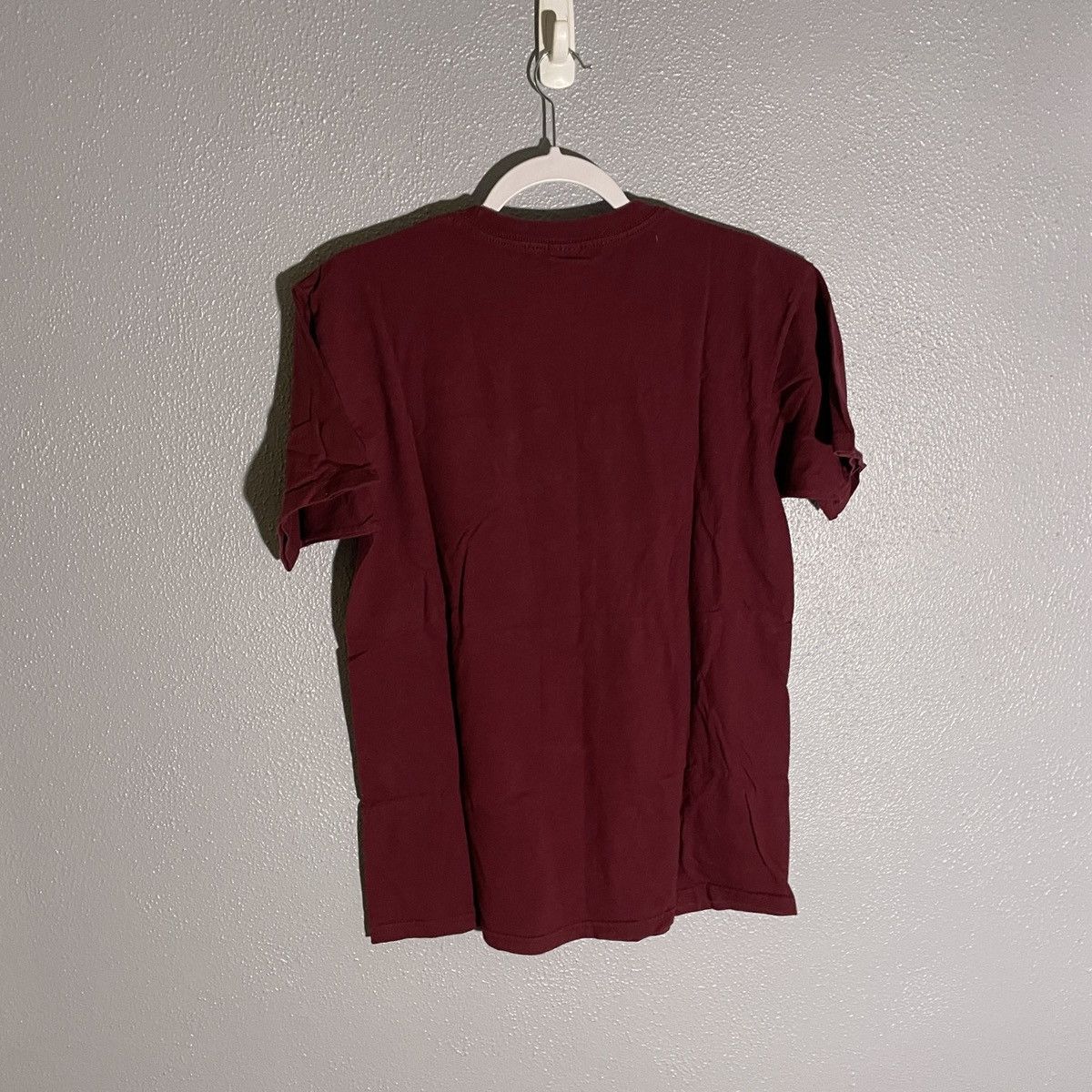 Obey Obey Maroon Graphic T Shirt Greek Bust Vaporwave Mens Size M Size US M / EU 48-50 / 2 - 2 Thumbnail