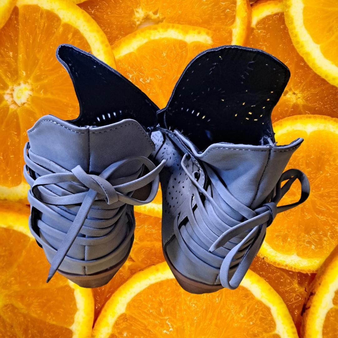 Other Gray Ankle Boots With Back Laces Size 42 Size ONE SIZE - 4 Thumbnail