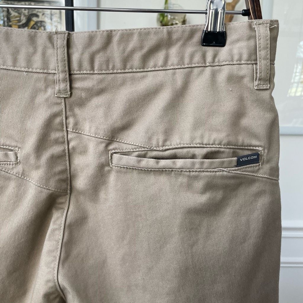 Volcom Volcom Taupe Tan Twill Shorts 30 x 9.5 Size US 30 / EU 46 - 3 Thumbnail