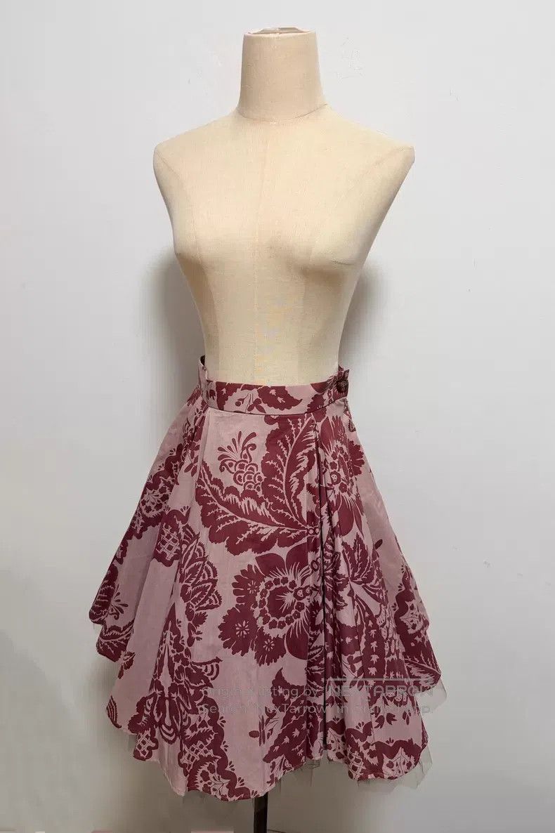 Vivienne Westwood Vivienne Westwood size 1 Totem print puffy skirt Size 25" / US 0 / IT 36 - 7 Thumbnail