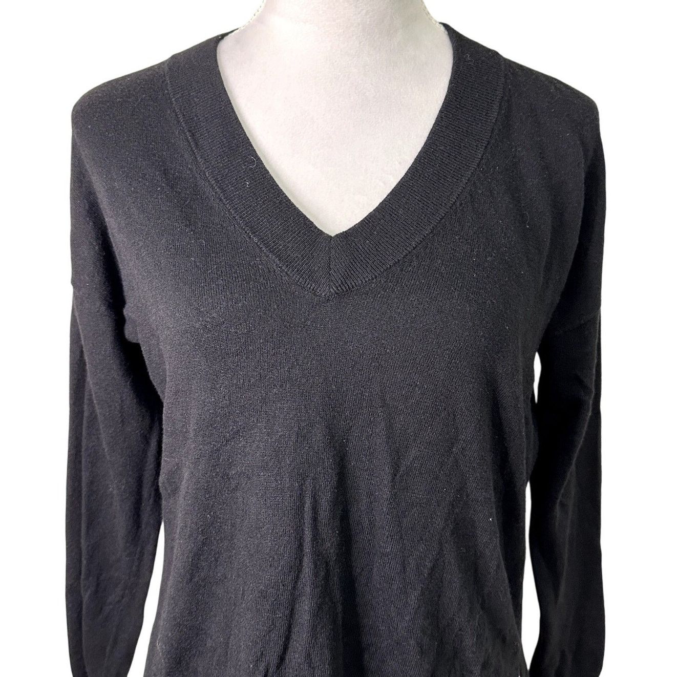 Treasure & Bond Treasure & Bond Women's black V Neck Long Sleeve Sweater XS Size XS / US 0-2 / IT 36-38 - 3 Thumbnail