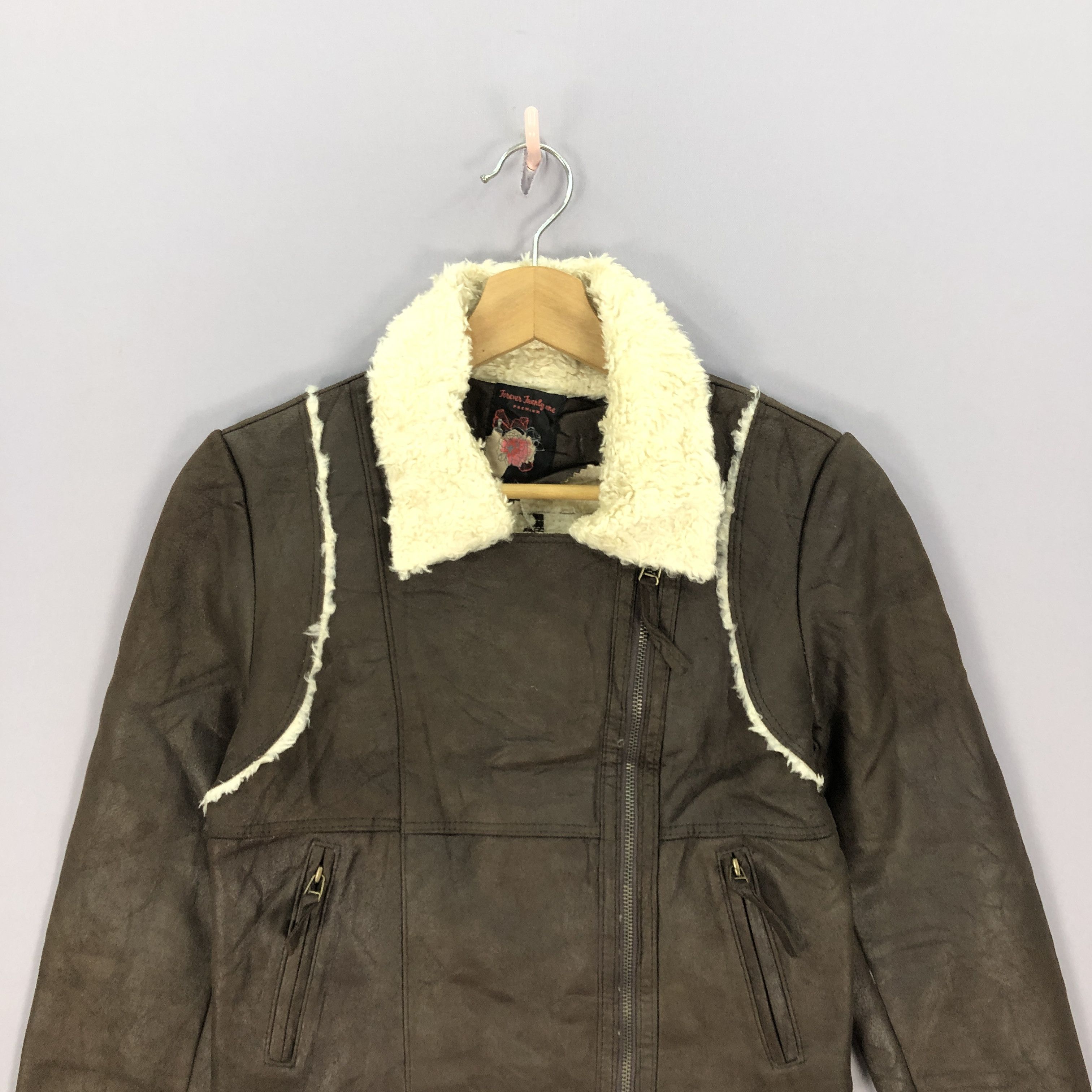 Japanese Brand × Vintage Vintage Thick Ladies Suede Shearling Leather Punk Jackets Size XXS / US 00 / IT 34 - 4 Thumbnail