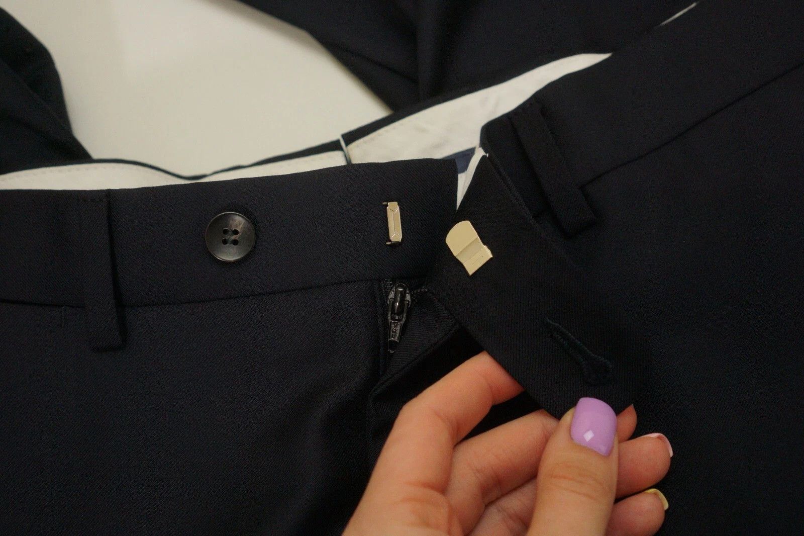 Suitsupply Men Suitsupply 3 Piece Suit La Spalla Navy Peak Lapel US40L Size 40L - 9 Thumbnail