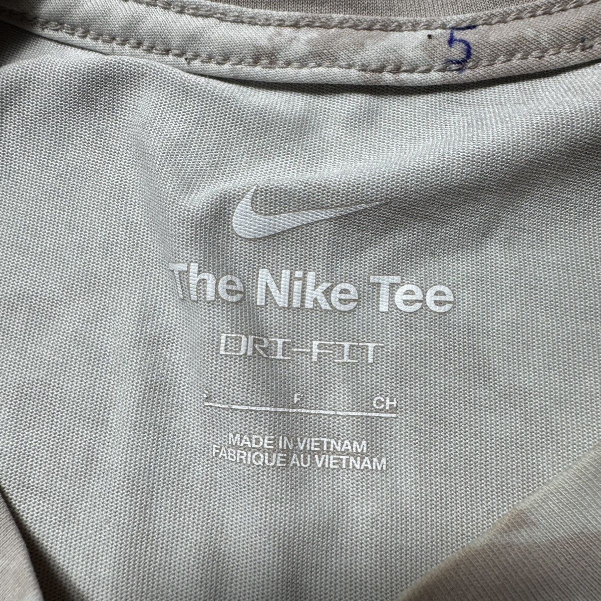 Nike × Vintage vintage 90s y2k nike tie die t shirt big logo bone print Size US M / EU 48-50 / 2 - 6 Thumbnail