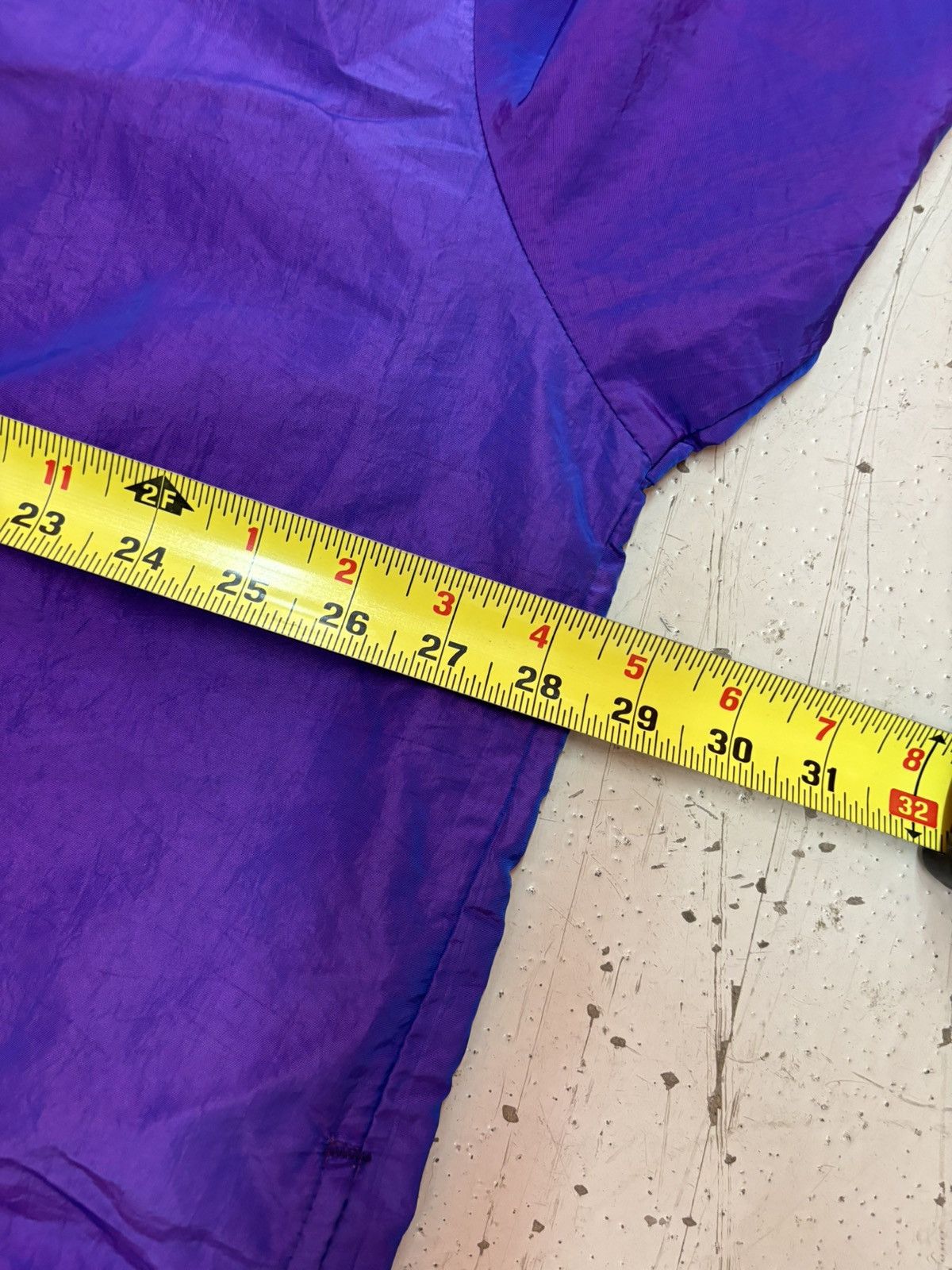 Vintage ***FINAL DROP***RARE 90s SURF STYLE OVERSIZED WINDBREAKER OS Size US XXL / EU 58 / 5 - 2 Thumbnail