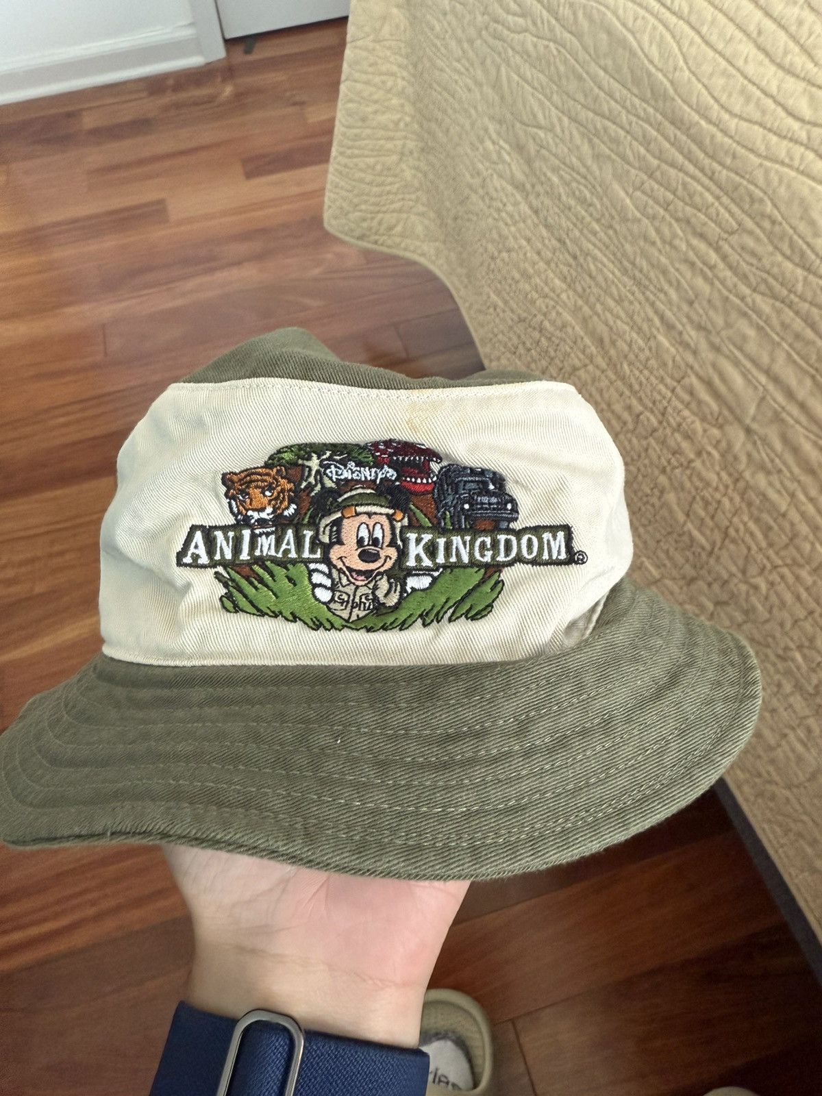 Disney Animal Kingdom Disney Mickey Mouse Kids Bucket Hat Retro Size ONE SIZE - 1 Preview