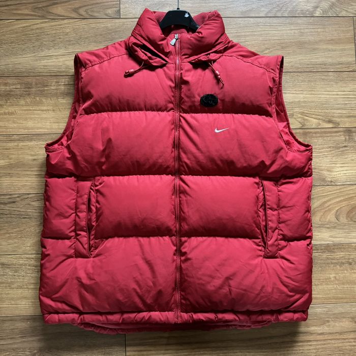 Nike Vintage 00s Nike puffer vest | Grailed