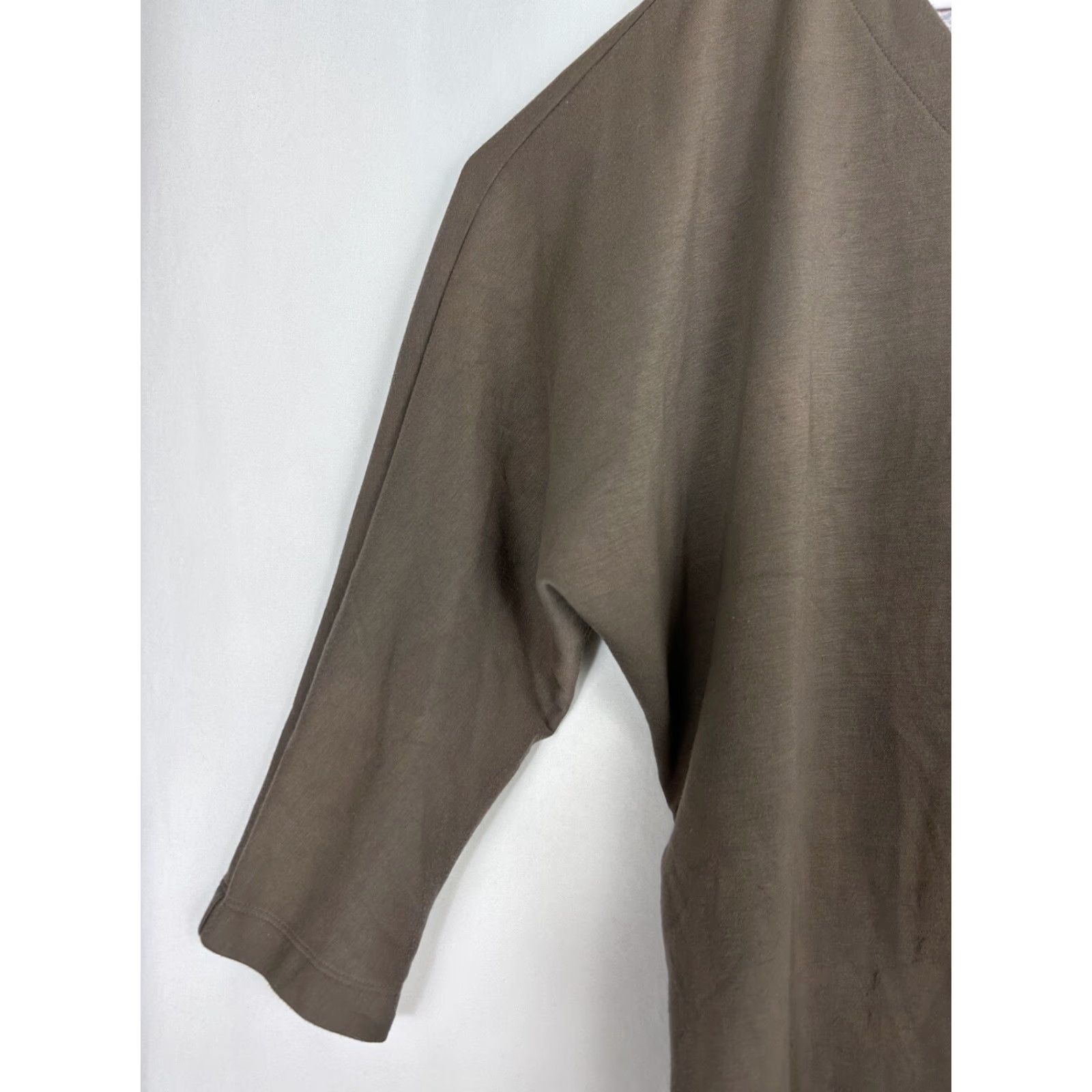 J. Jill J. Jill Women's T-Shirt Pullover V-Neck 3/4 Sleeve Gray L Top Stains Size L / US 10 / IT 46 - 2 Thumbnail