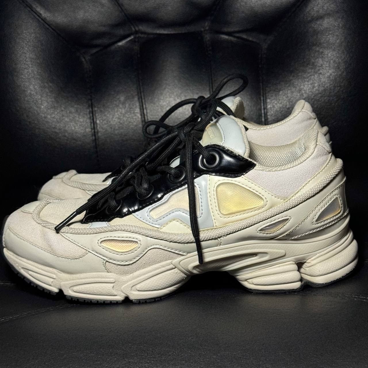 Adidas × Raf Simons 7,5us Adidas Raf Simons ozweego Cream White Size US 7.5 / EU 40-41 - 2 Thumbnail