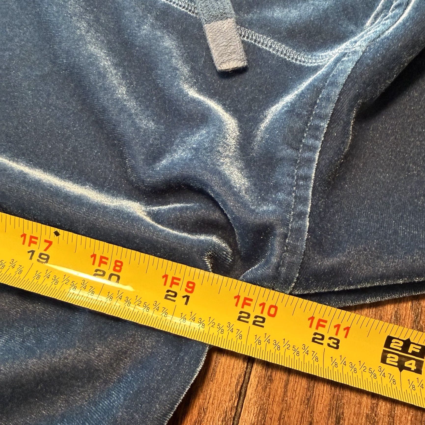 Alo Yoga Alo Yoga Velour Cropped Hoodie Teal Blue Athletic Pullover Size Medium - Vest? (No) Size M / US 6-8 / IT 42-44 - 7 Thumbnail