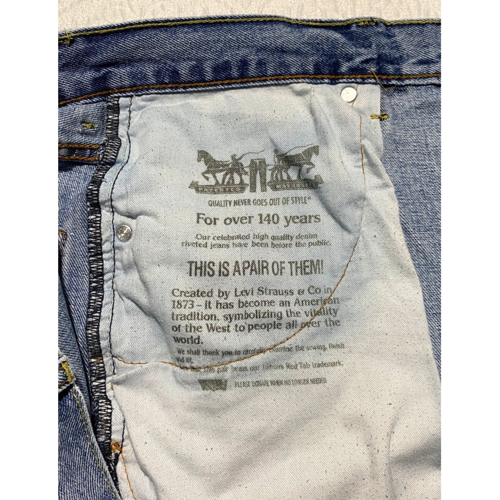 Levi's Levi's 550 Jeans Men Relaxed Fit Denim Light Wash W36 L30 Casual Everyday Pocket Closure Zip Button Size US 36 / EU 52 - 5 Thumbnail