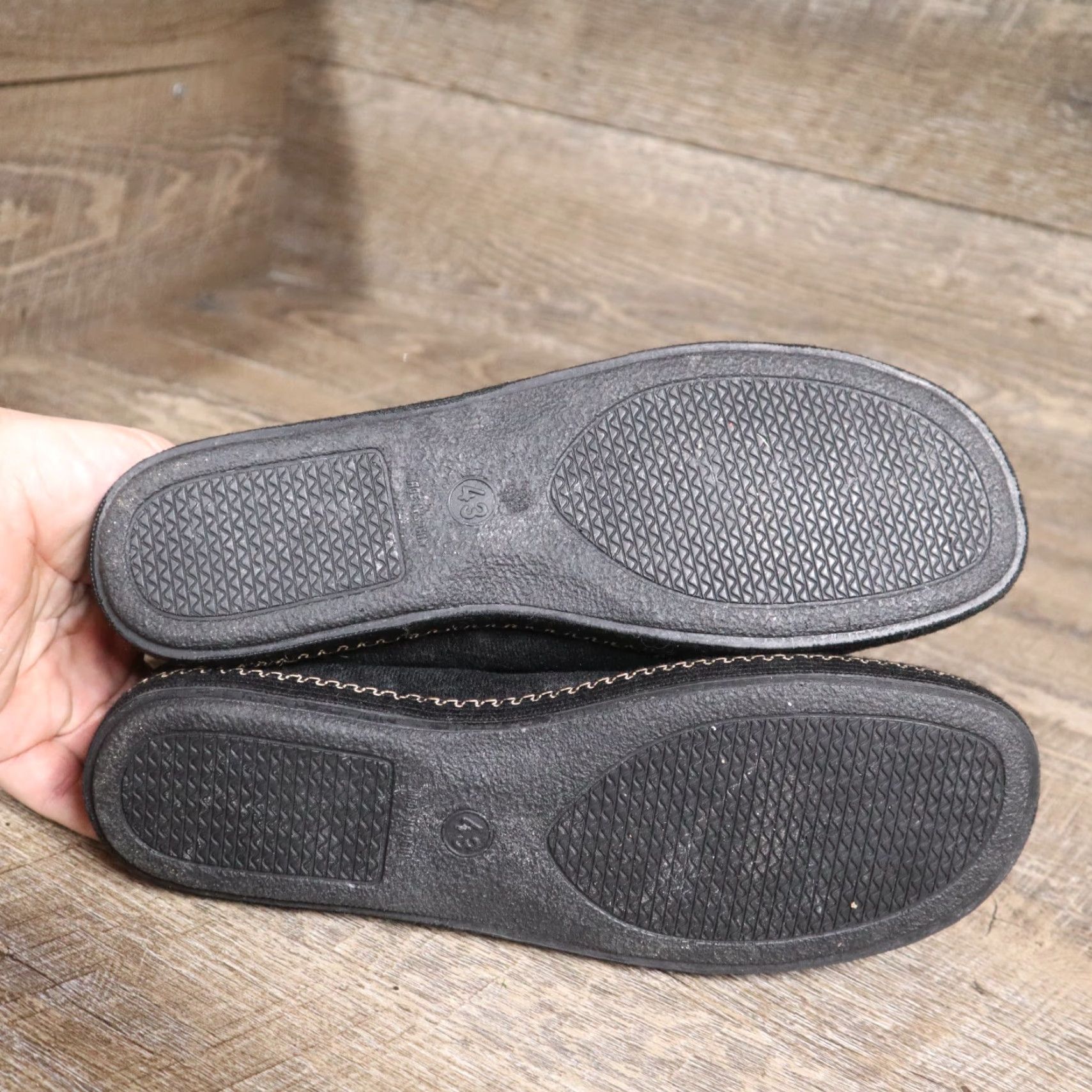 FELT NEW Andres Machado Wool Slippers Felt Black Men's Size EU 43 / US 10 NEW Mens Size ONE SIZE - 6 Thumbnail