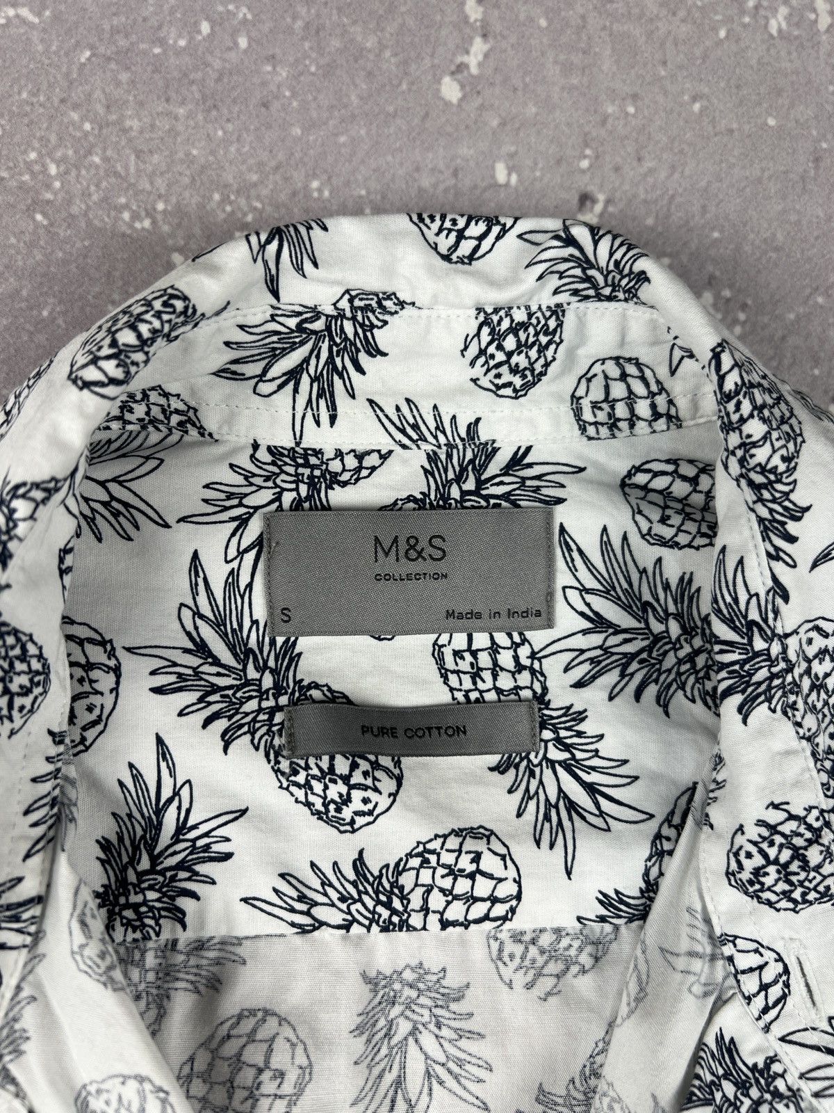 Marks & Spencer Crazy Hawaiian Pineapple All Over Print SS Cotton Shirt Size US S / EU 44-46 / 1 - 5 Thumbnail