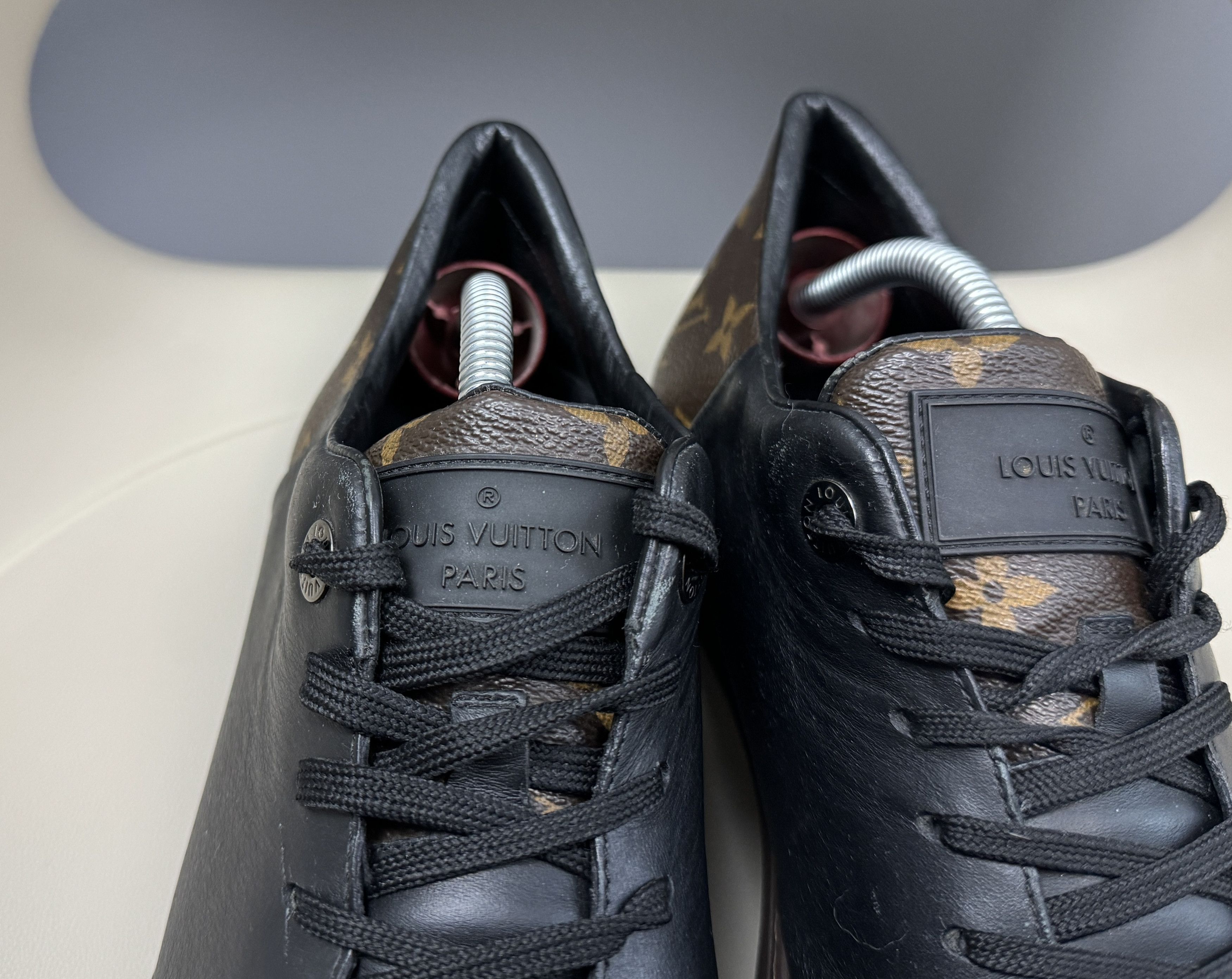 Leather Louis Vuitton Line-Up Monogram Leather Sneakers Size 8 US 9 Size US 9 / EU 42 - 5 Thumbnail
