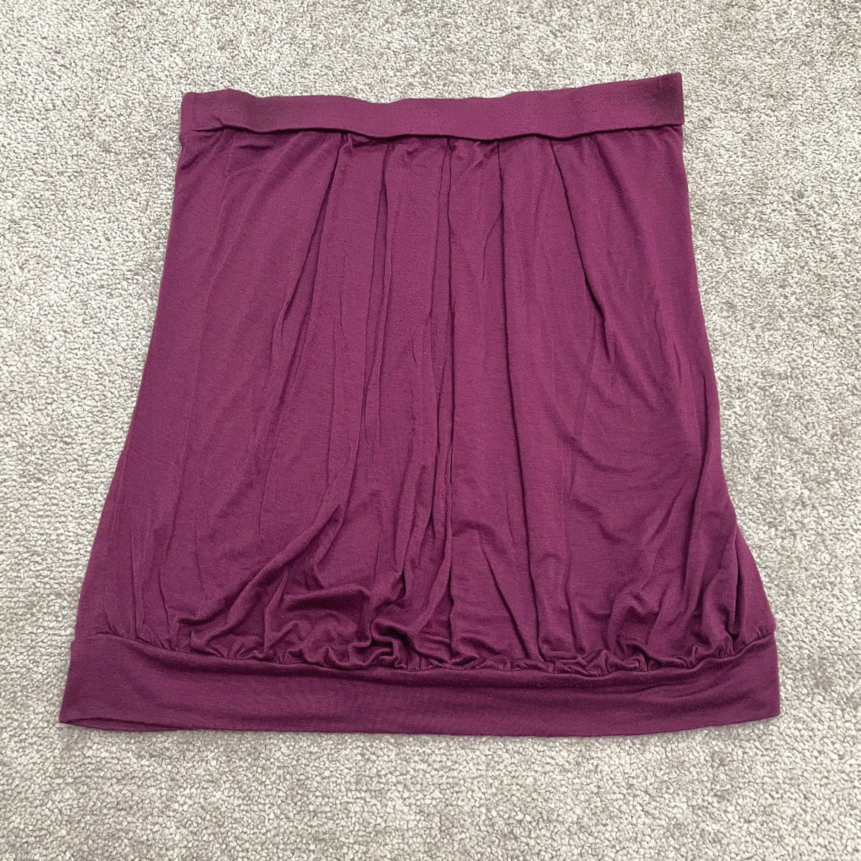 Vintage DJT Skirt Womens Medium Purple Knee Length Stretch Casual 30in 18in Knit Viscose Spandex Logo High Rise Front-Printed? Wait no. Size 32" / US 10 / IT 46 - 2 Thumbnail