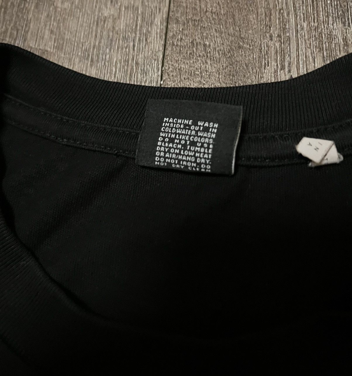 100 Thieves 100 Thieves Numbers Collection Shirt Size Large Size US L / EU 52-54 / 3 - 6 Thumbnail