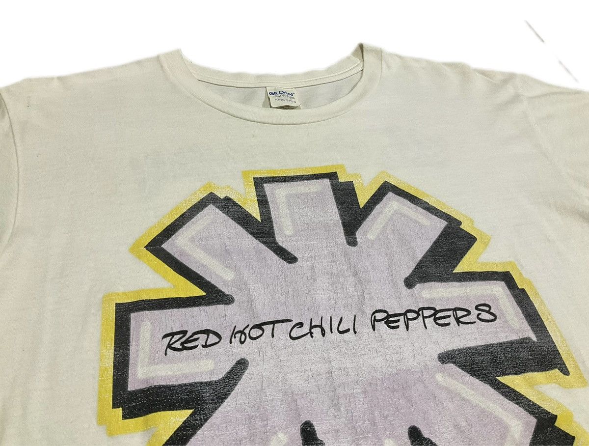 Band Tees × Vintage 🔥Y2K Vintage Red Hot Chili Peppers Shirt Tour Size US M / EU 48-50 / 2 - 6 Thumbnail