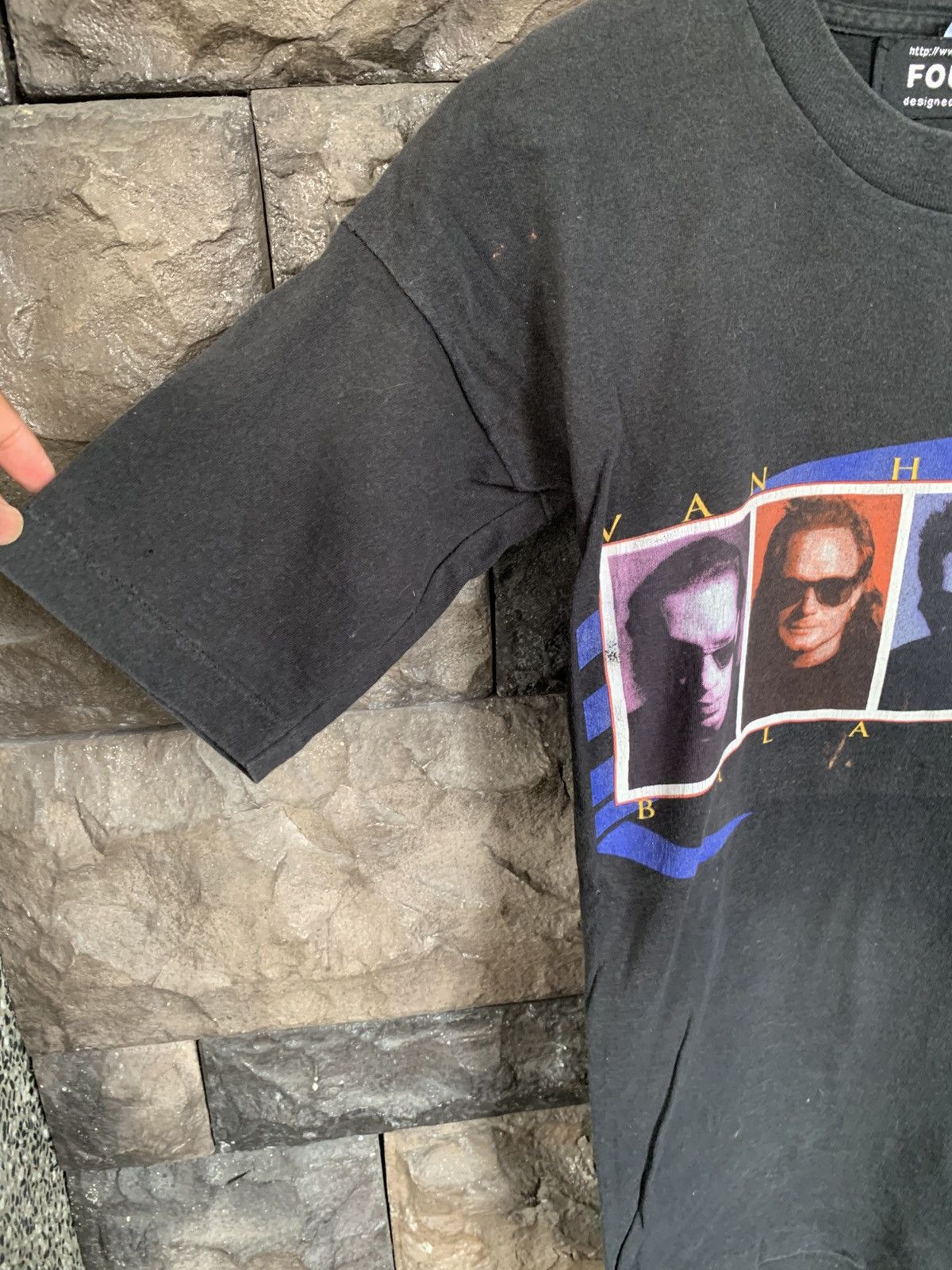 Band Tees × Vintage Vintage 90s Van Halen Balance Tour Rock Band T shirt Size US S / EU 44-46 / 1 - 3 Thumbnail