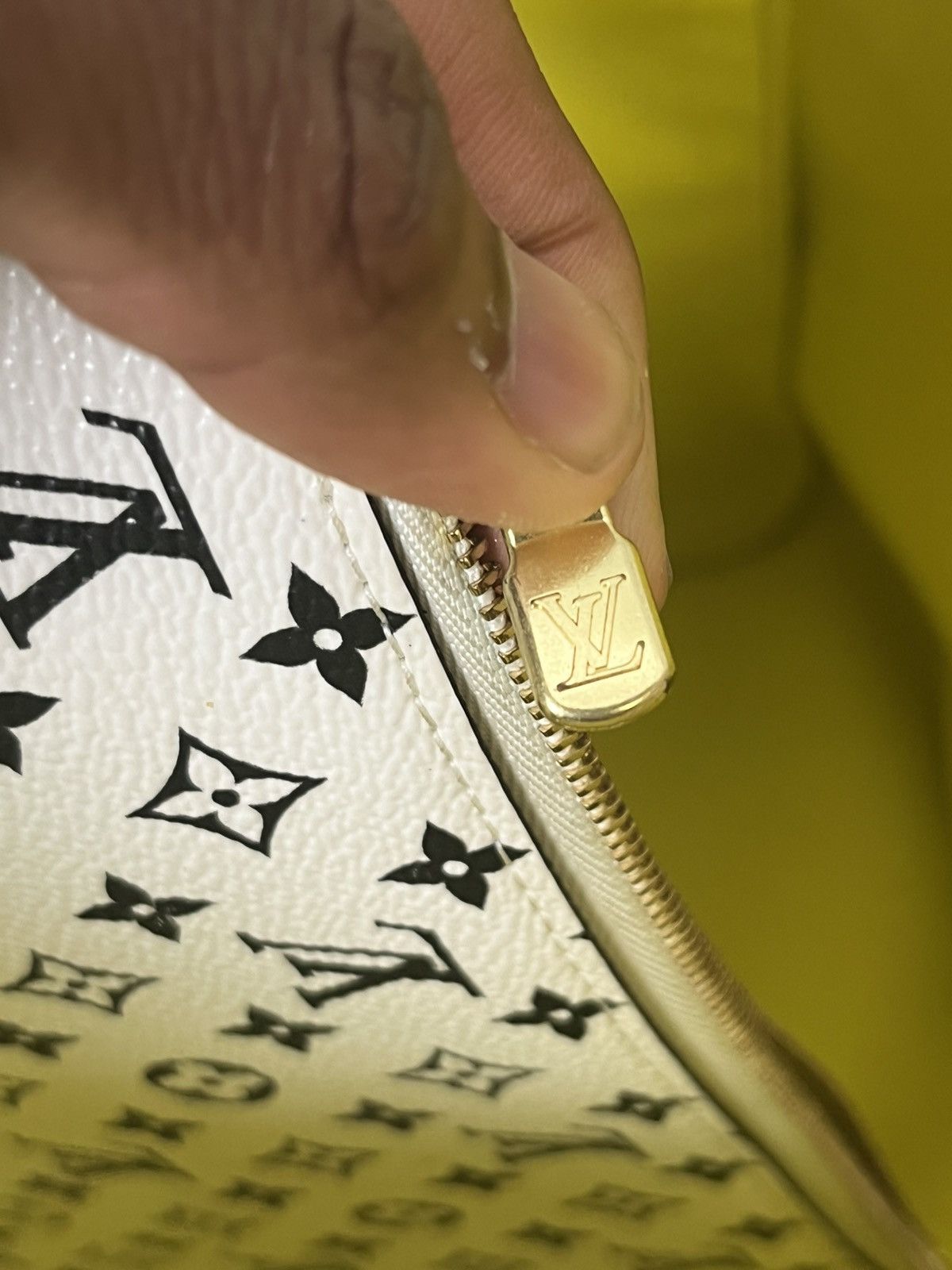 Louis Vuitton Louis Vuitton Monogram (With Pouch) Yellow Lining (PreOwned) Size ONE SIZE - 8 Thumbnail