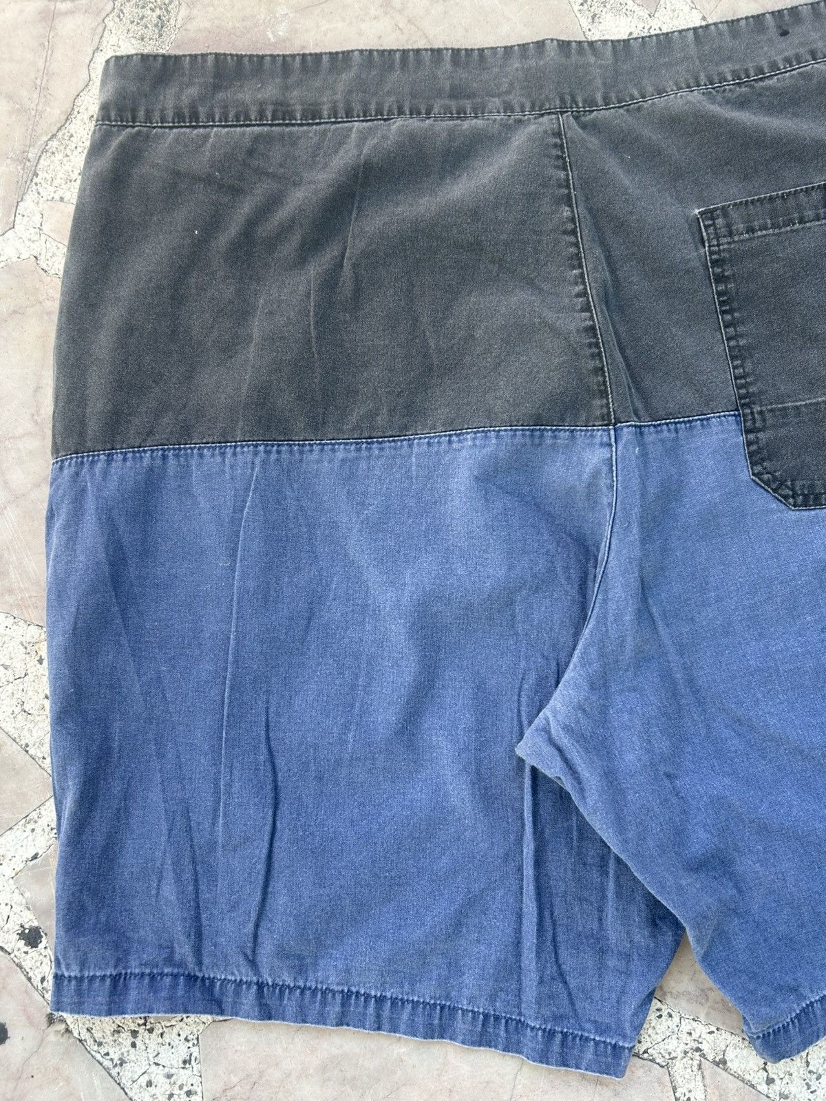 Quiksilver Quiksilver Blue Black Shorts Size US 39 - 10 Thumbnail