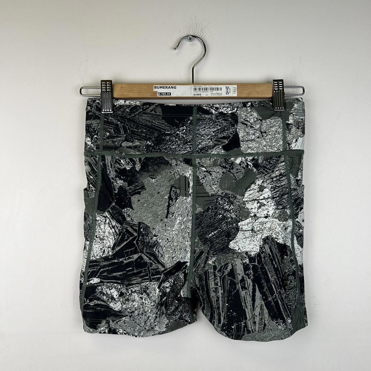 Nike Nike ACG Womens Trail Shorts - Camo Print - Size M Size 28" / US 6 / IT 42 - 2 Thumbnail