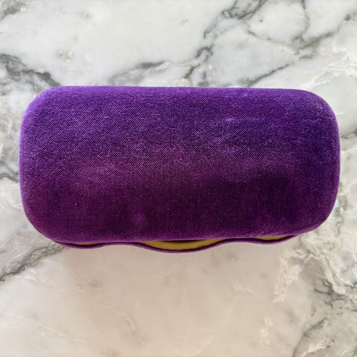 Gucci Authentic Gucci Yellow and Purple Eyewear Case Size ONE SIZE - 3 Thumbnail