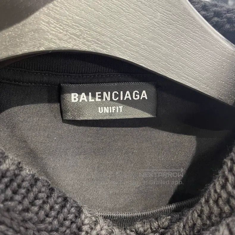 Balenciaga Balenciaga Hooded Faux Two-Piece Sweater with Holes Size US XS / EU 42 / 0 - 3 Thumbnail